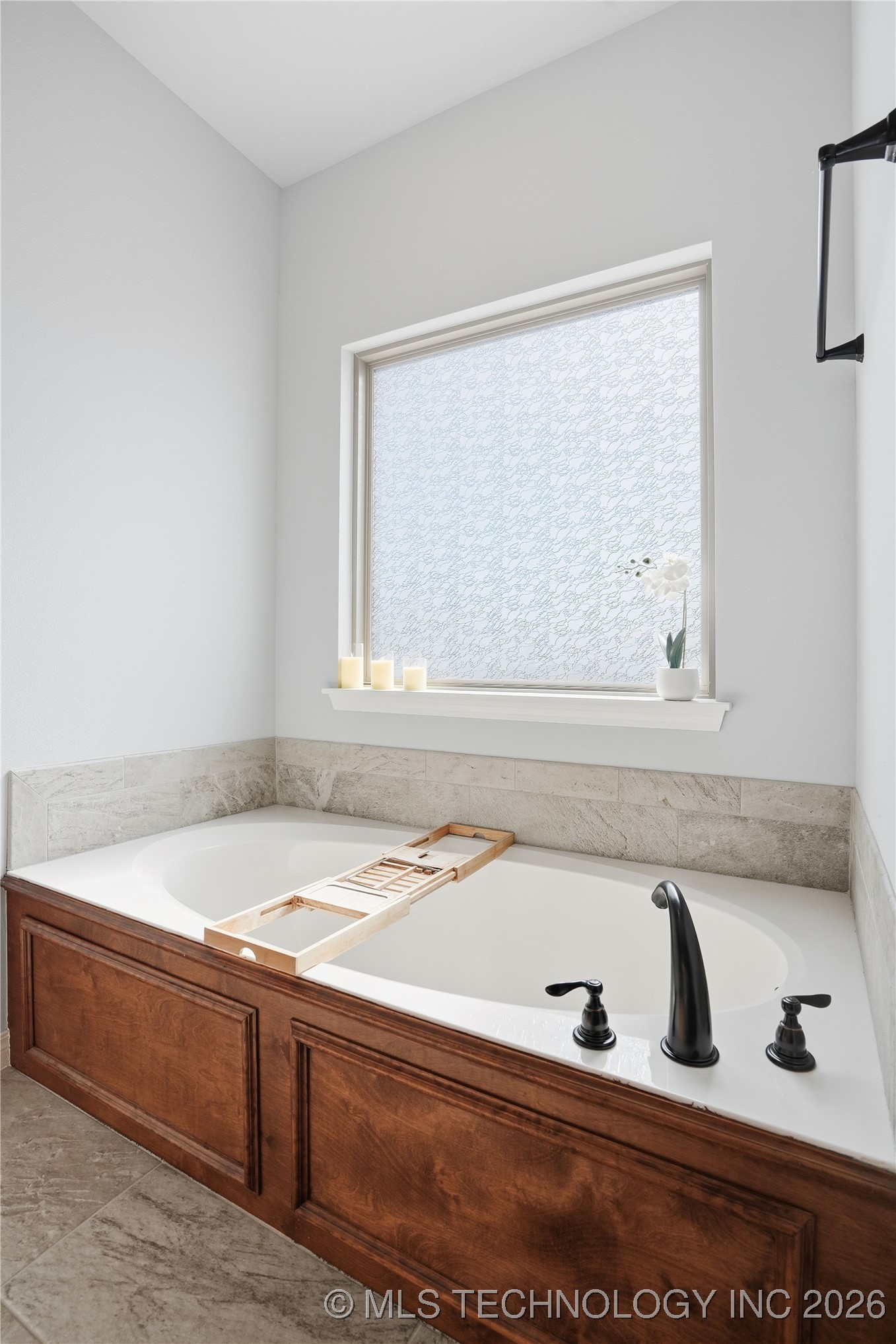 189 N Castle Street Property Photo 33