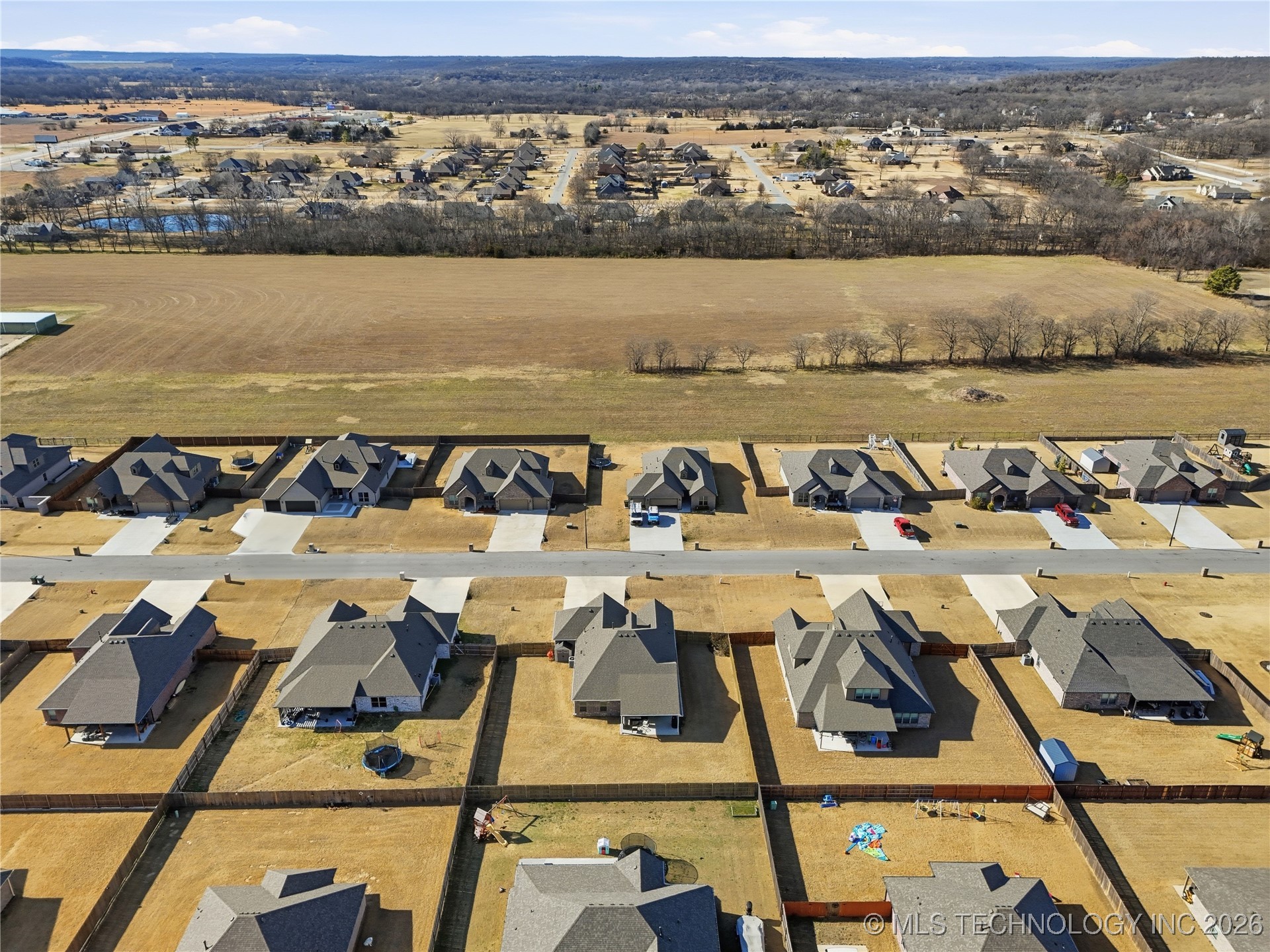 189 N Castle Street Property Photo 45