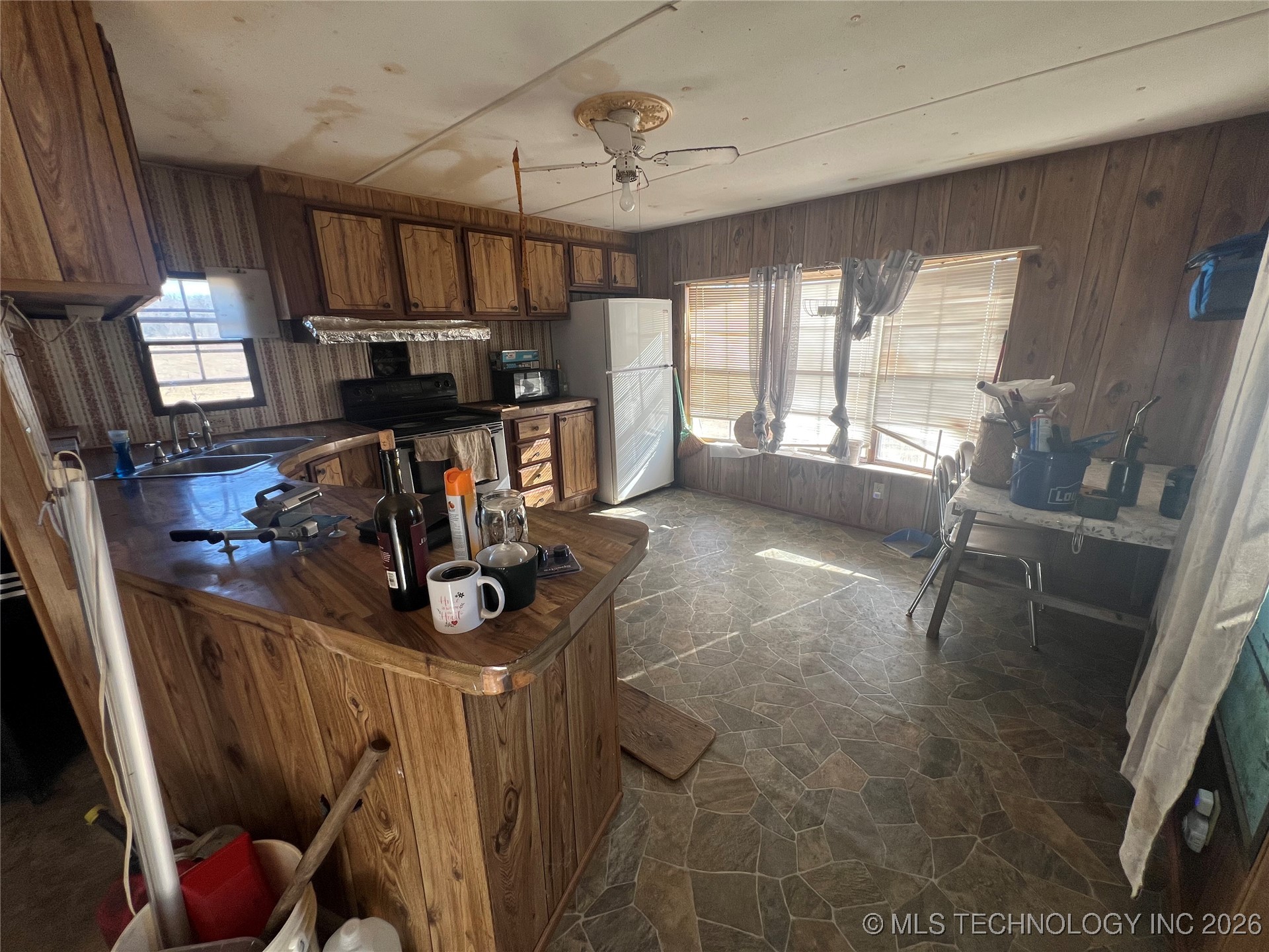 21506 E County Road 1190 D Property Photo 6