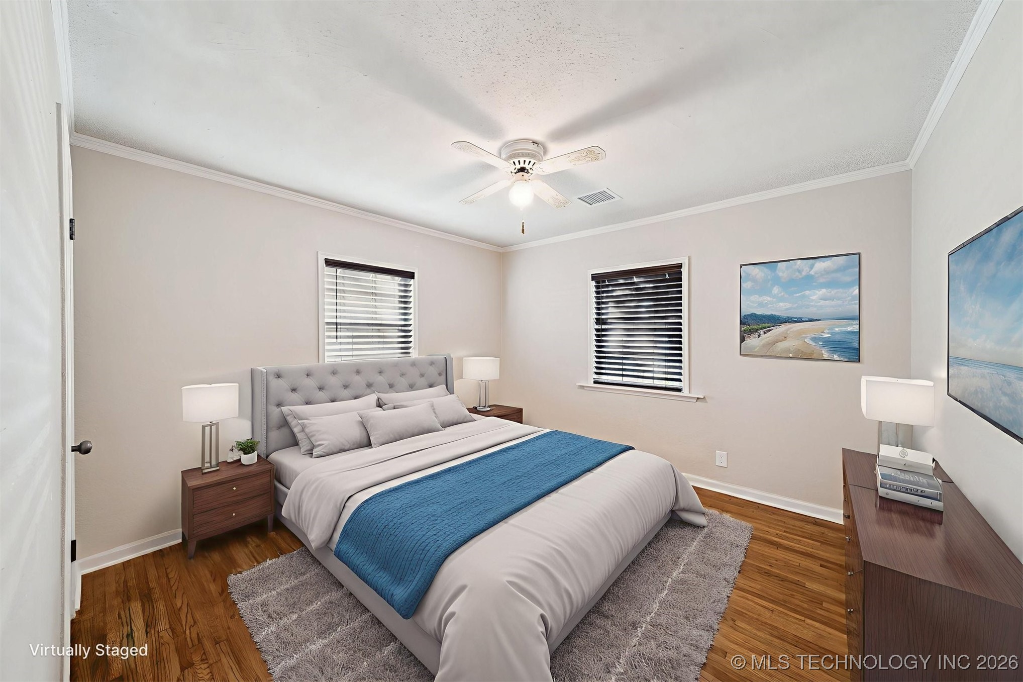 1043 N College Avenue Property Photo 5