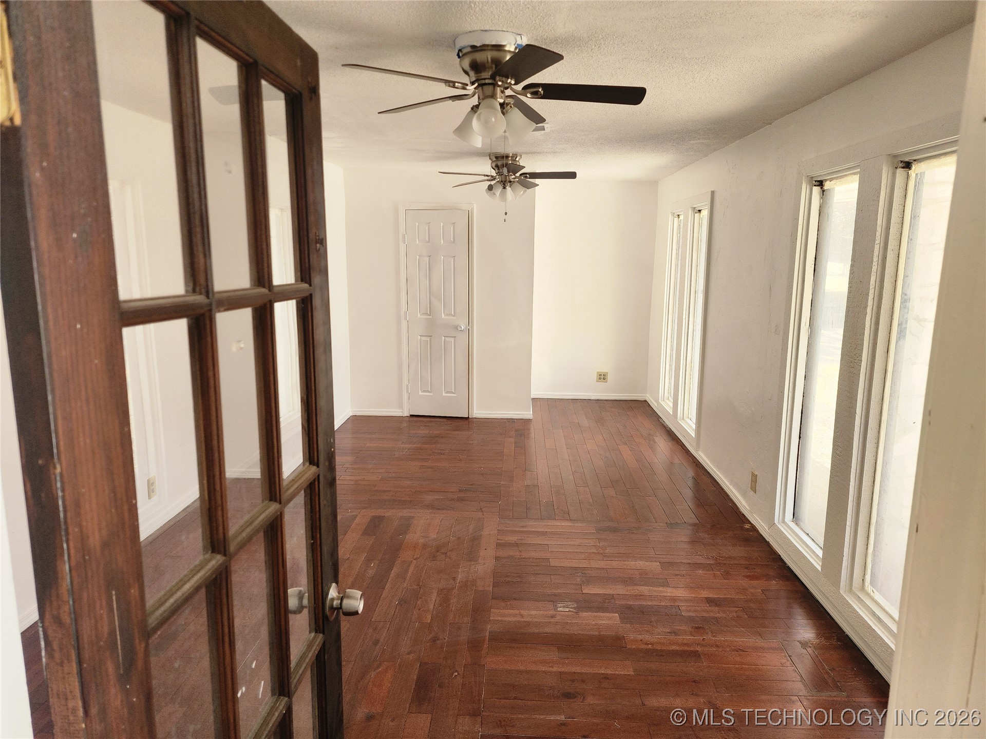 7833 S Harvard Avenue Property Photo 5