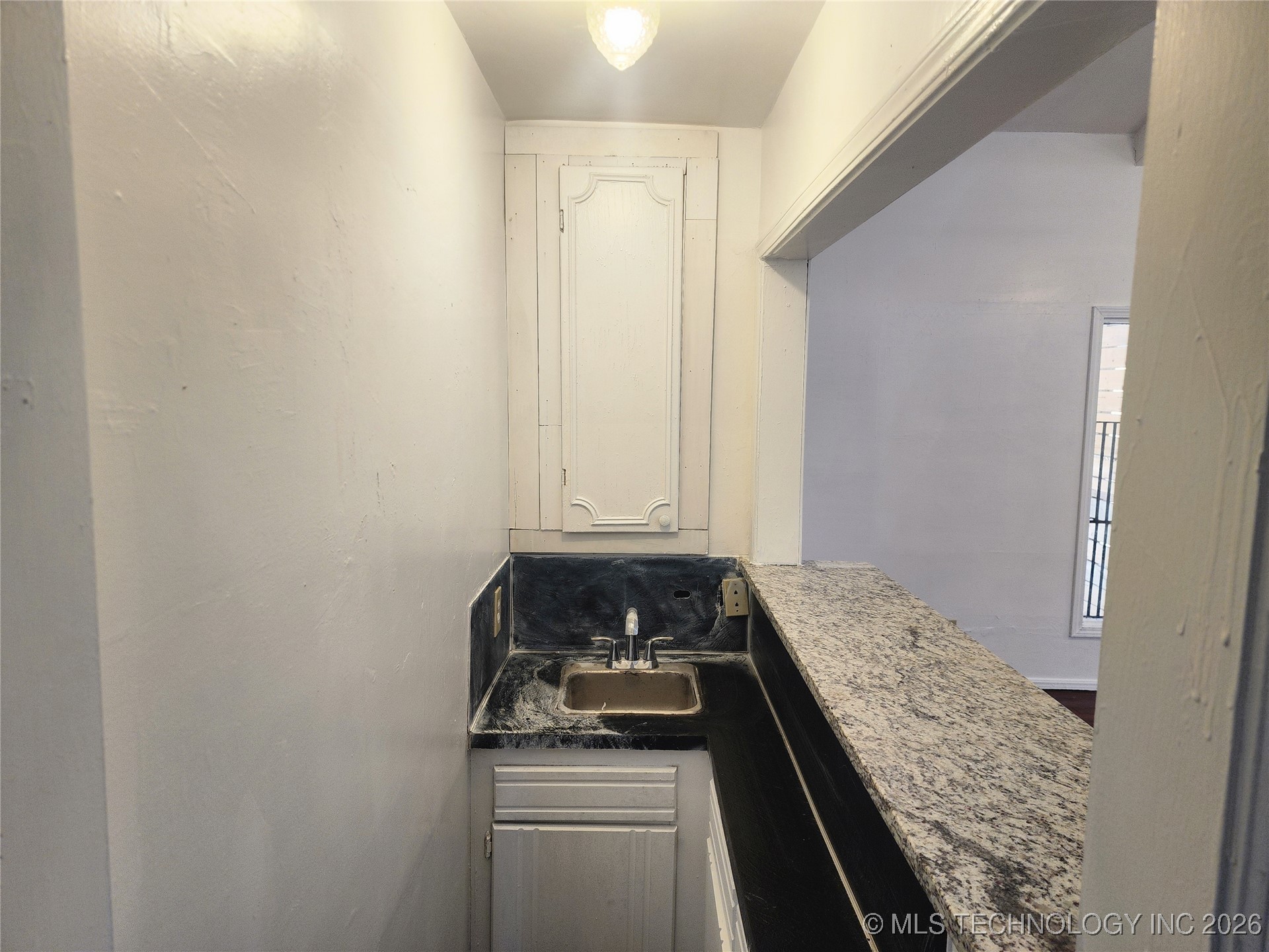 7833 S Harvard Avenue Property Photo 10