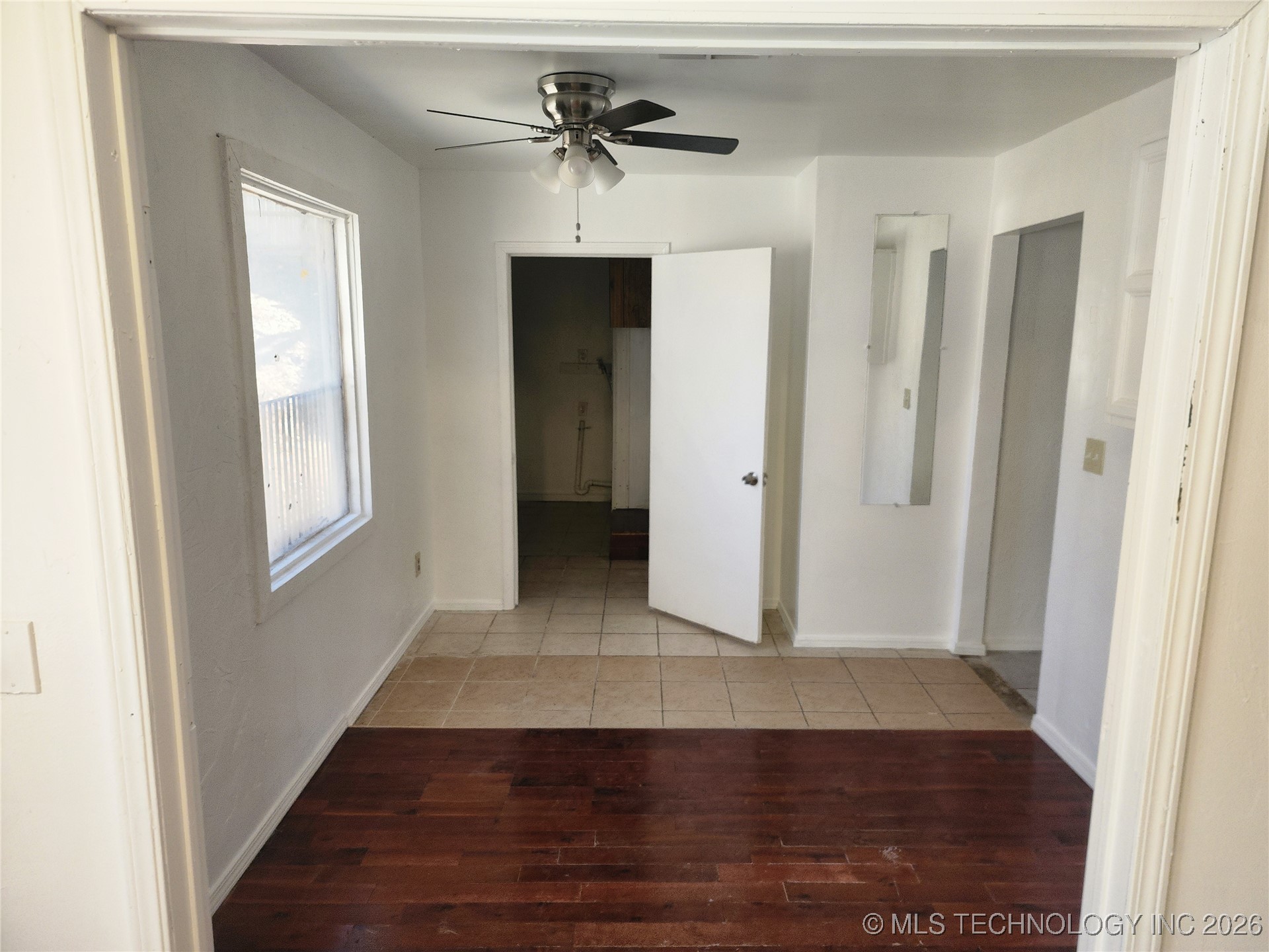 7833 S Harvard Avenue Property Photo 12