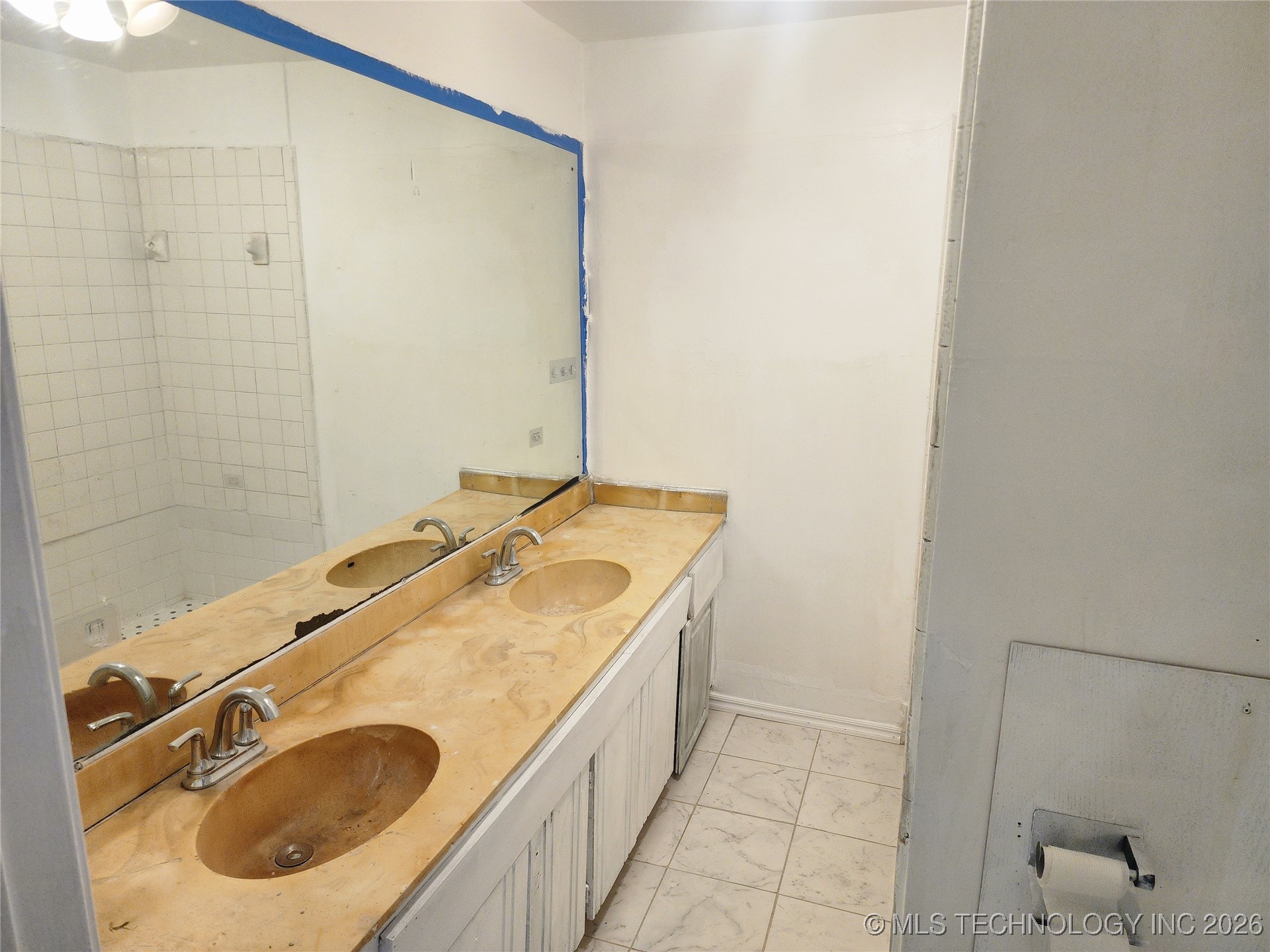 7833 S Harvard Avenue Property Photo 18