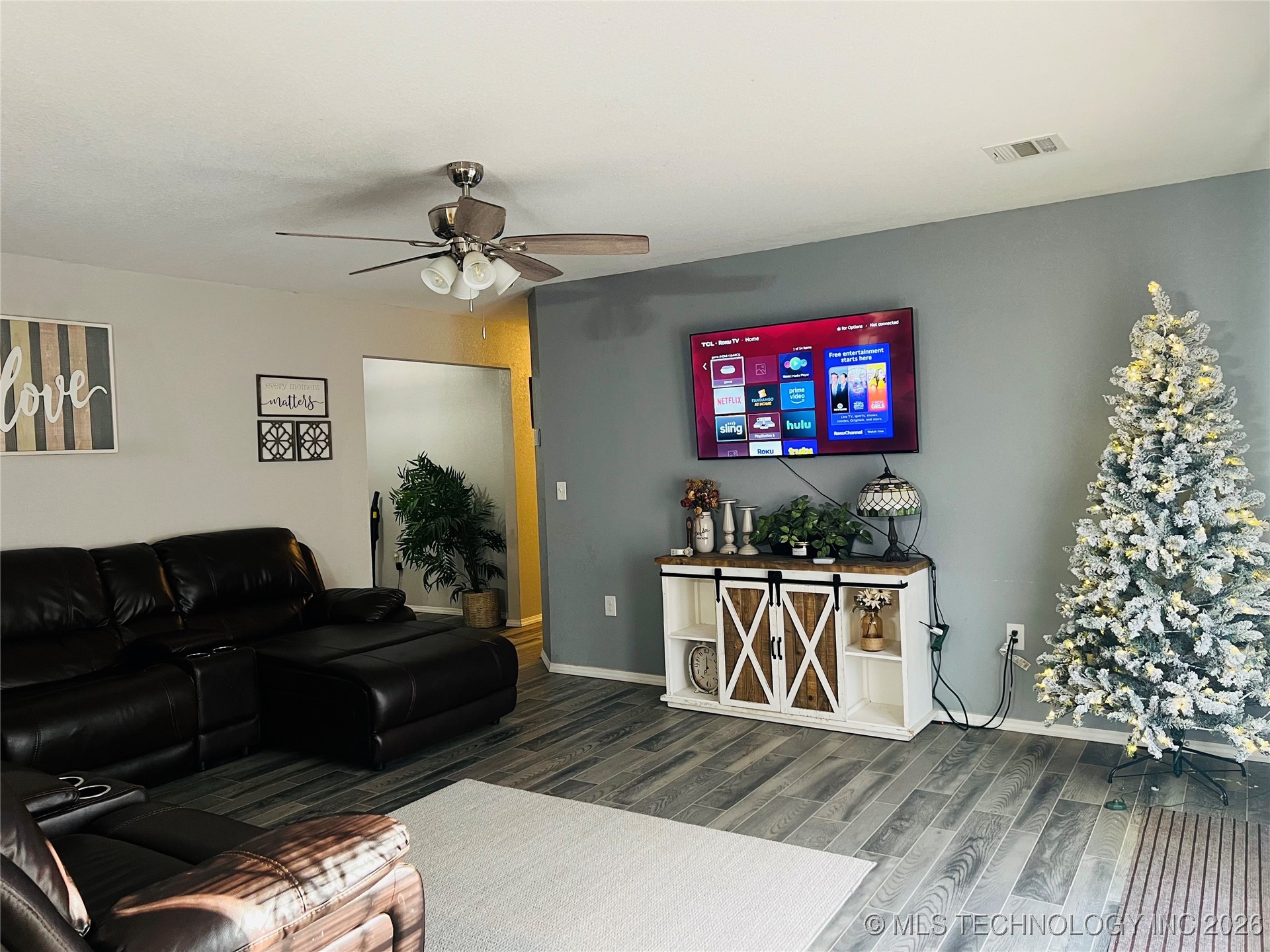 273 Main Property Photo 5