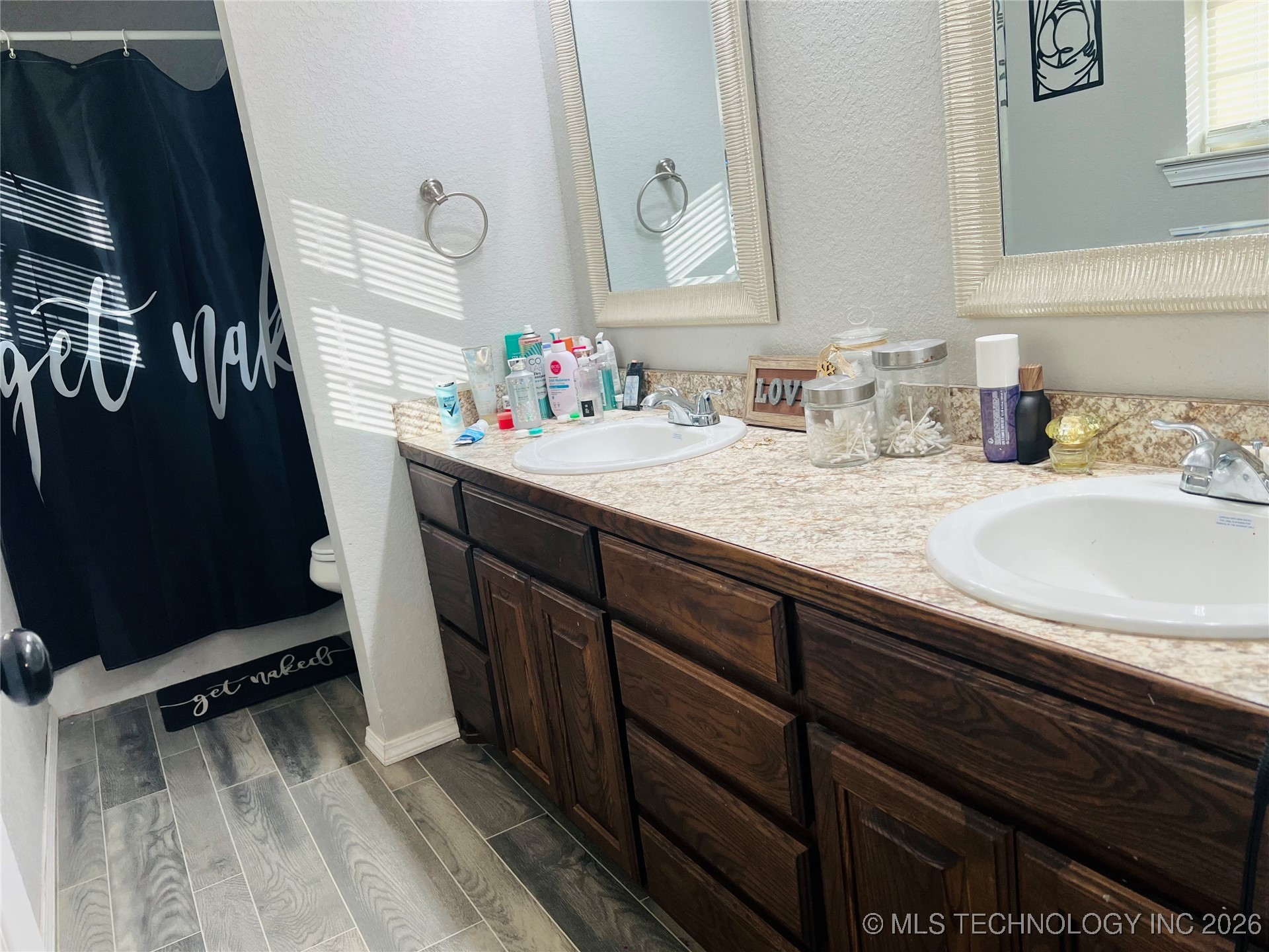 273 Main Property Photo 11