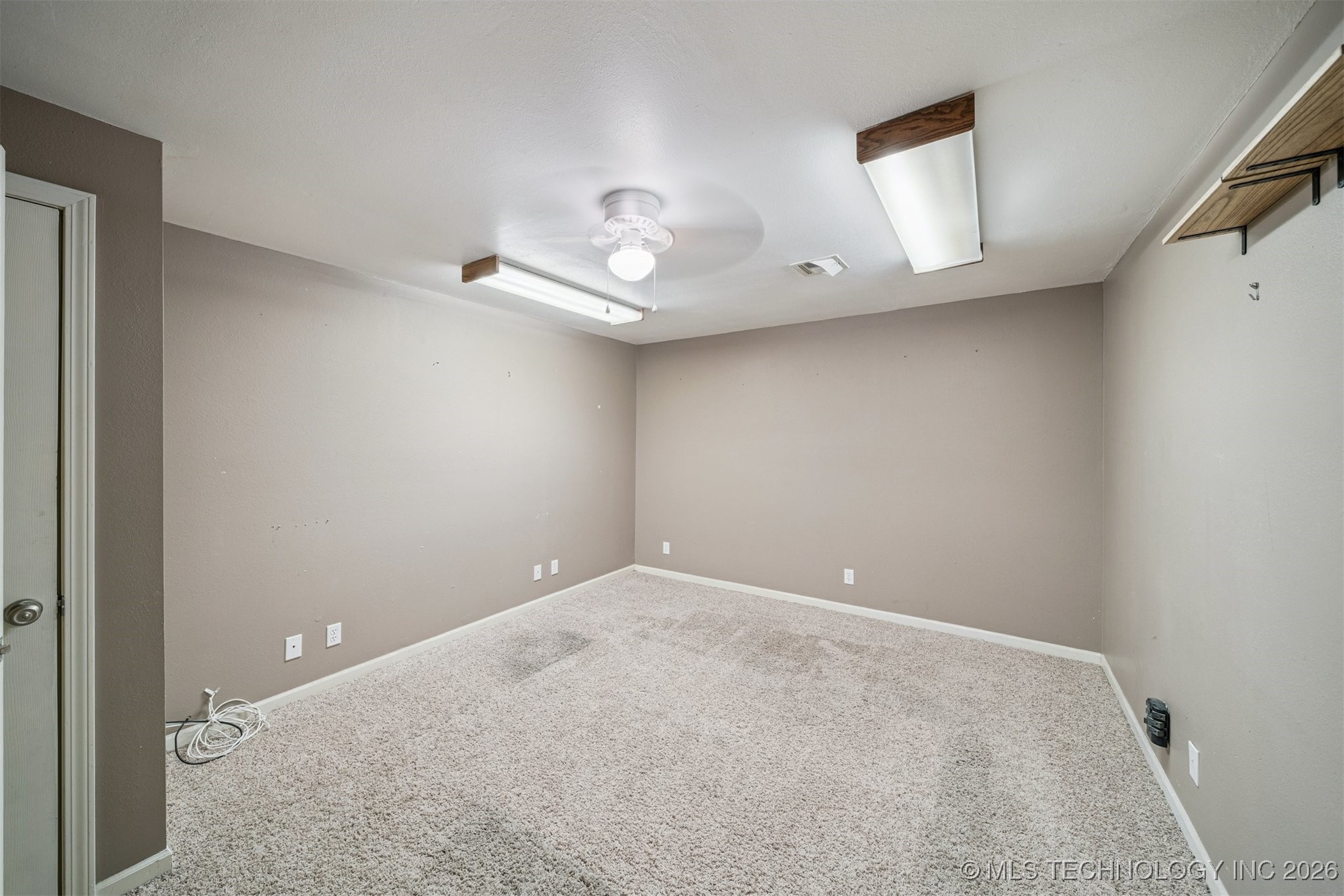 1065 Deer Creek Property Photo 31