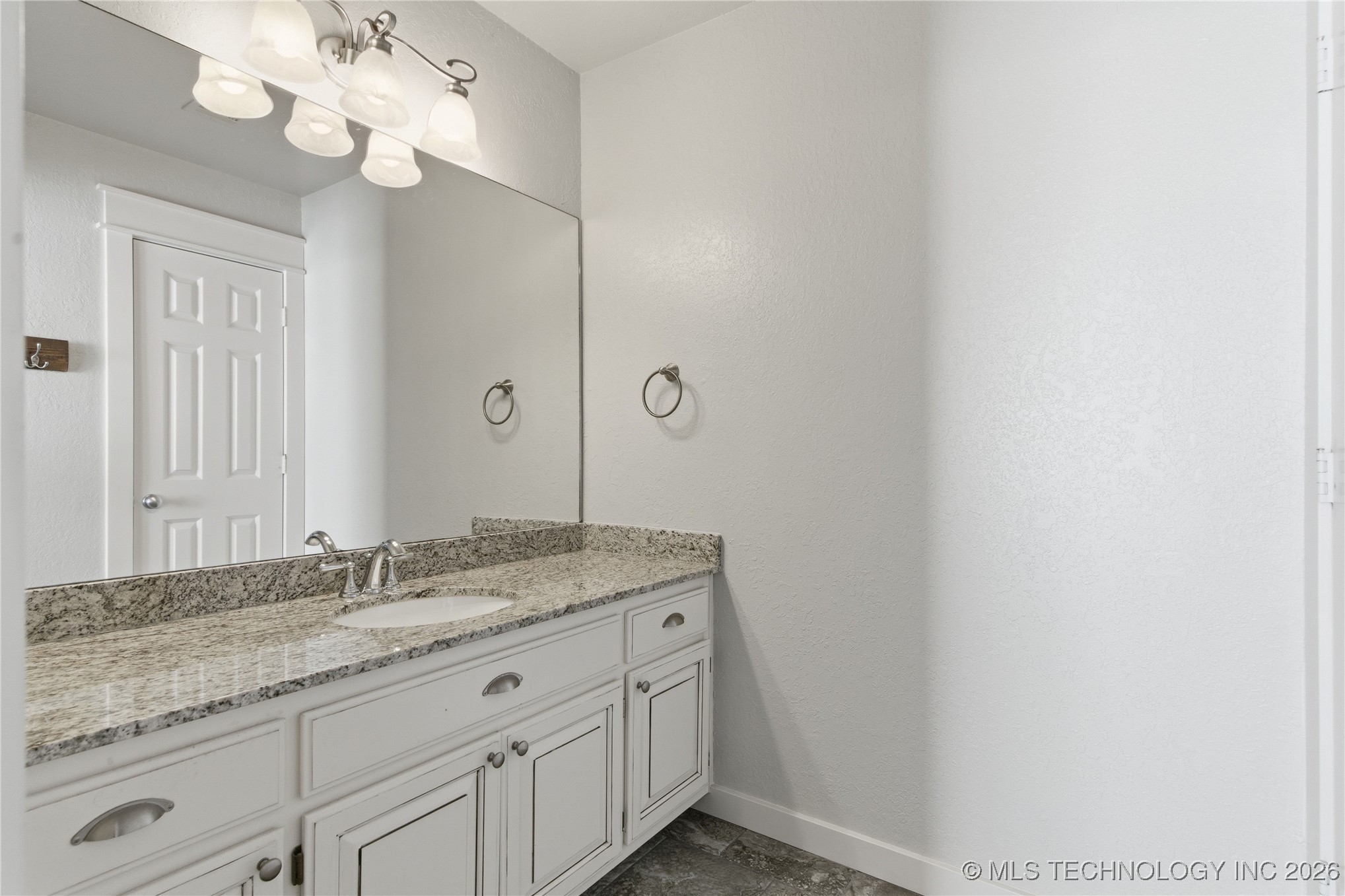 9208 N 103rd East Place Property Photo 44