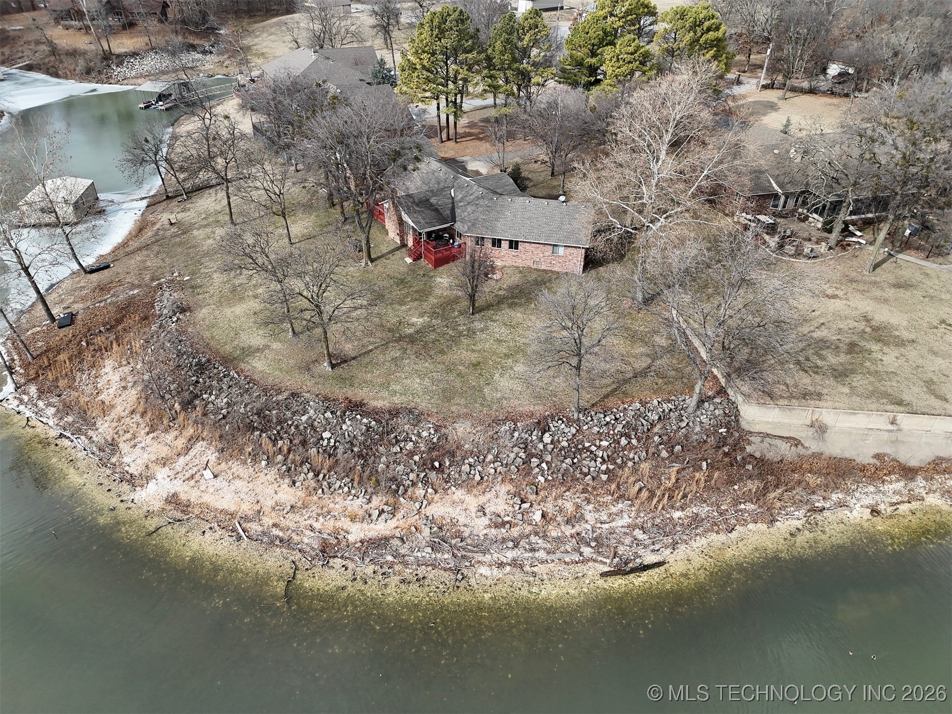 4590 E 480 Road Property Photo 3