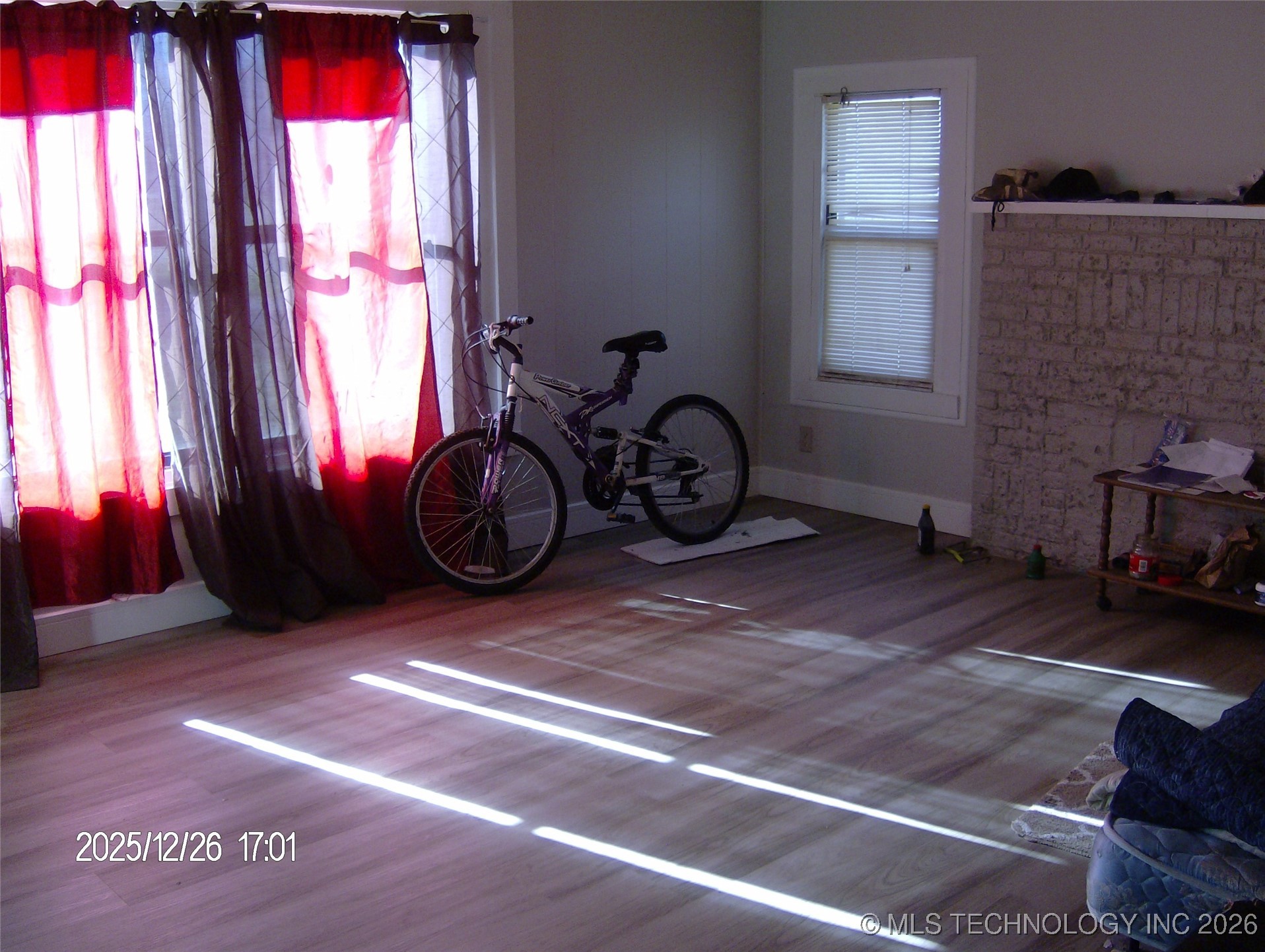 501 E Ward Property Photo 11