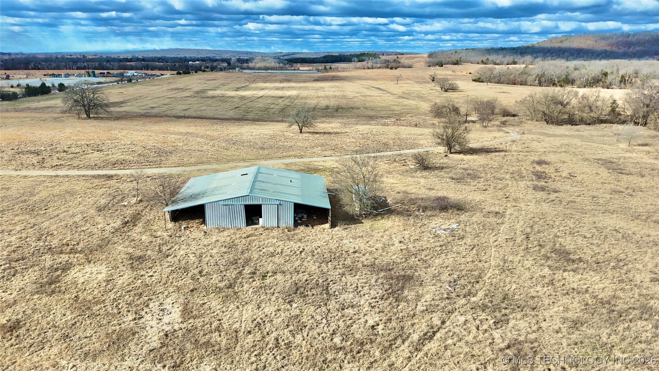 230 Wolfhunters Lane Property Photo 4