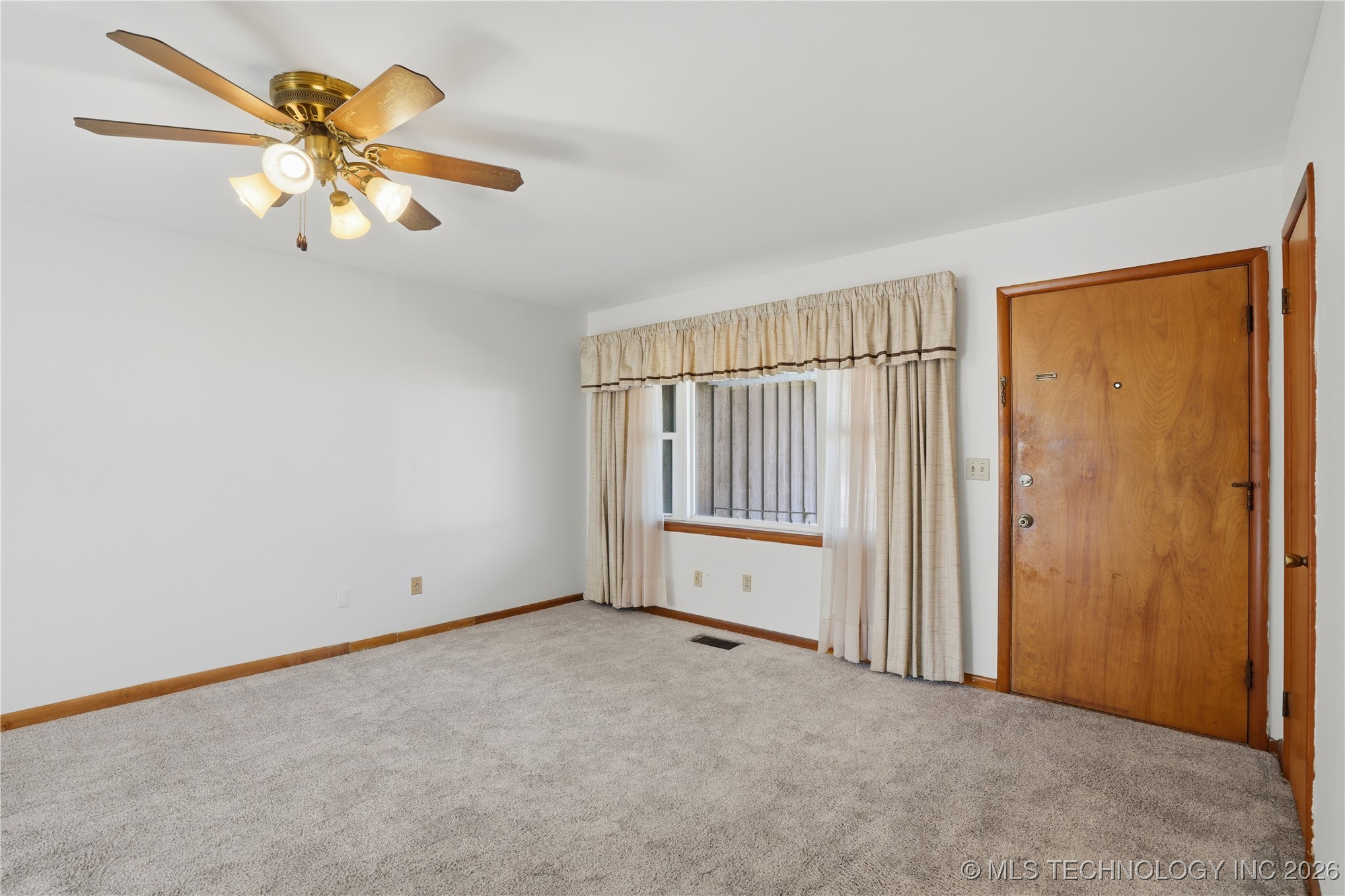 1102 Se 4th Street Property Photo 12