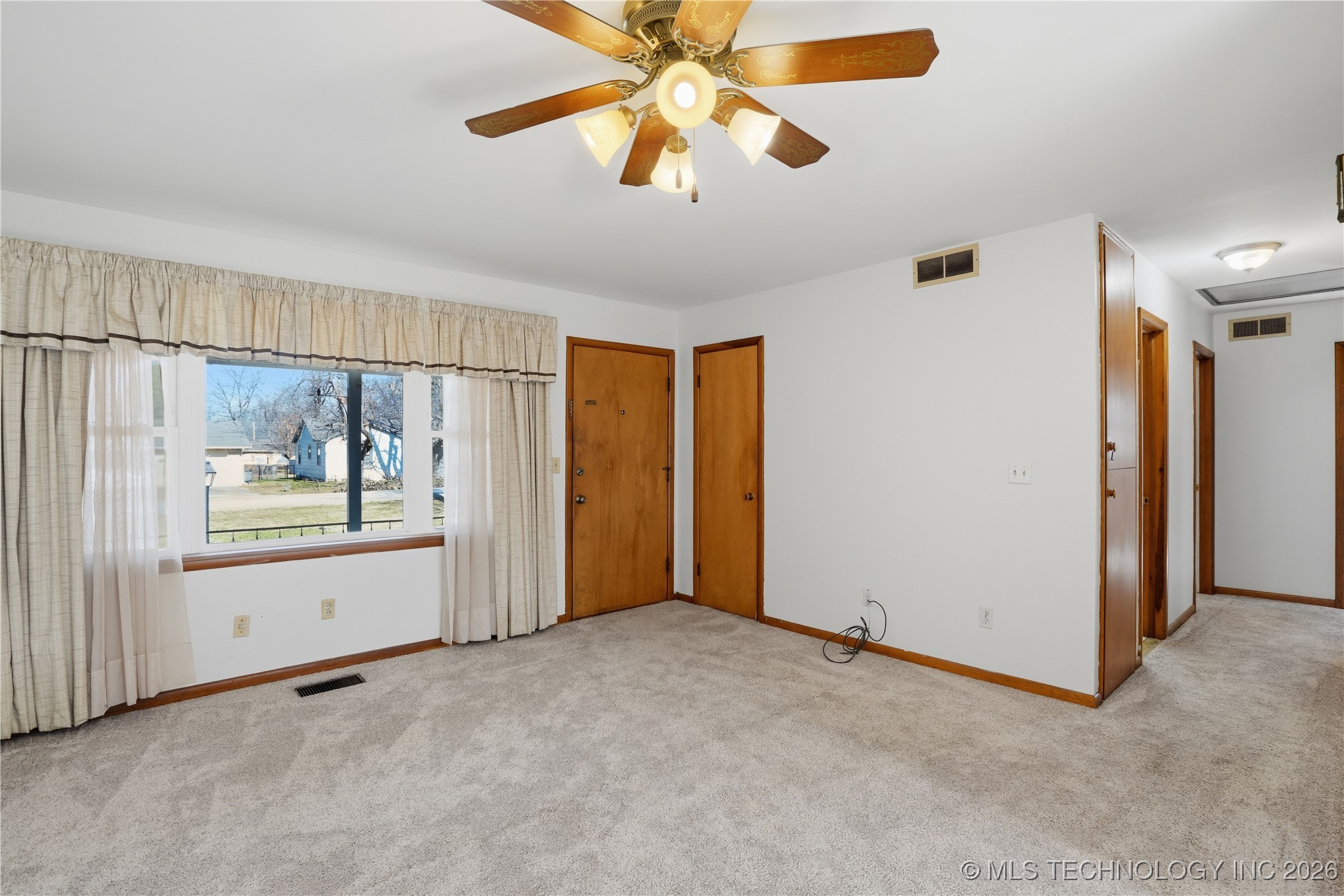 1102 Se 4th Street Property Photo 13