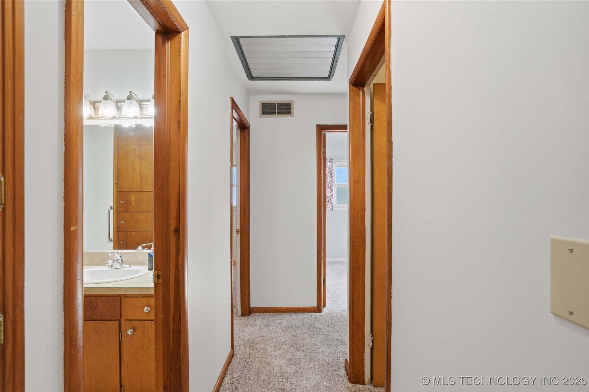 1102 Se 4th Street Property Photo 16