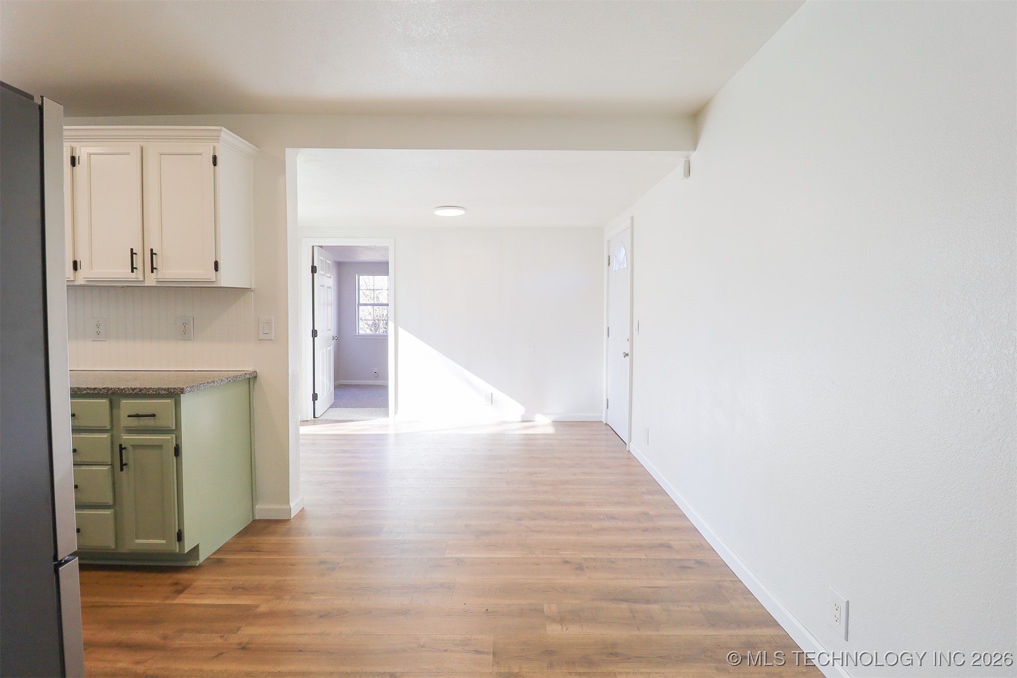 4252 N Hartford Avenue Property Photo 16