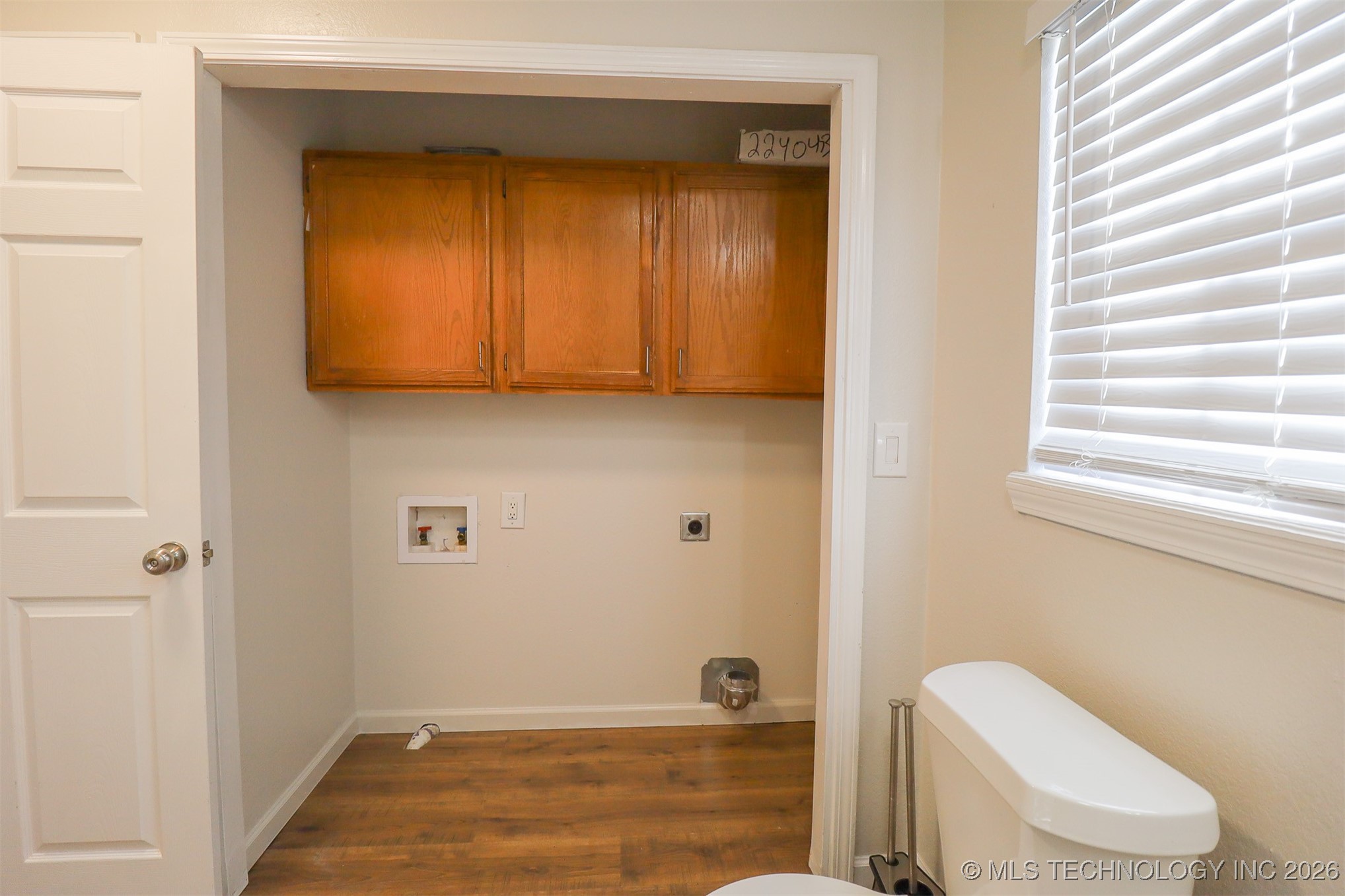 4252 N Hartford Avenue Property Photo 26