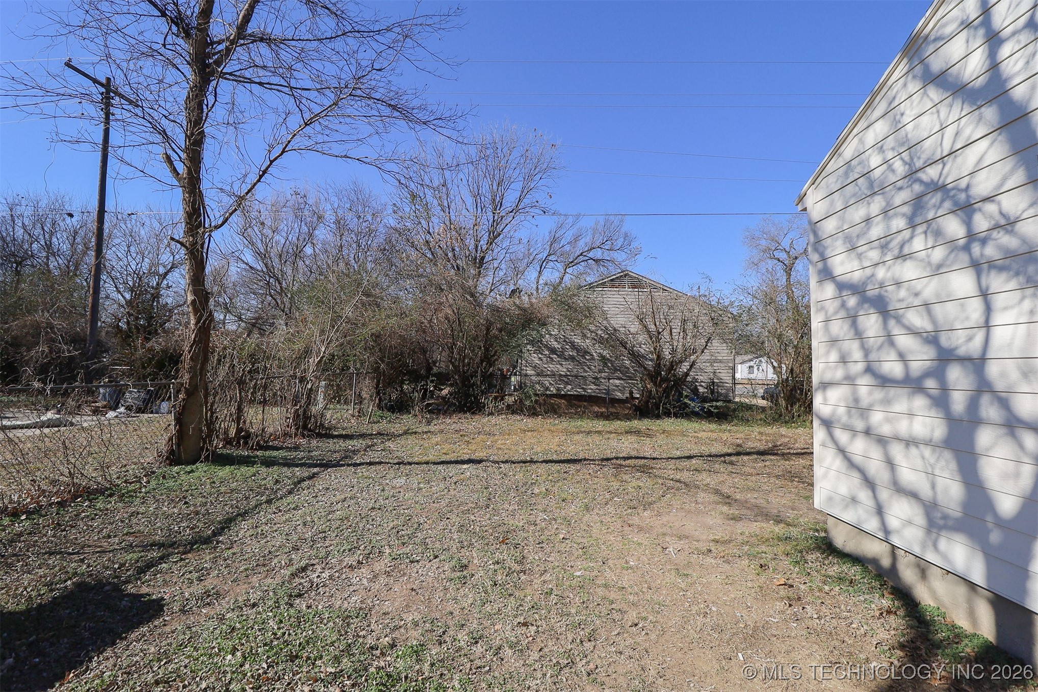 4252 N Hartford Avenue Property Photo 29