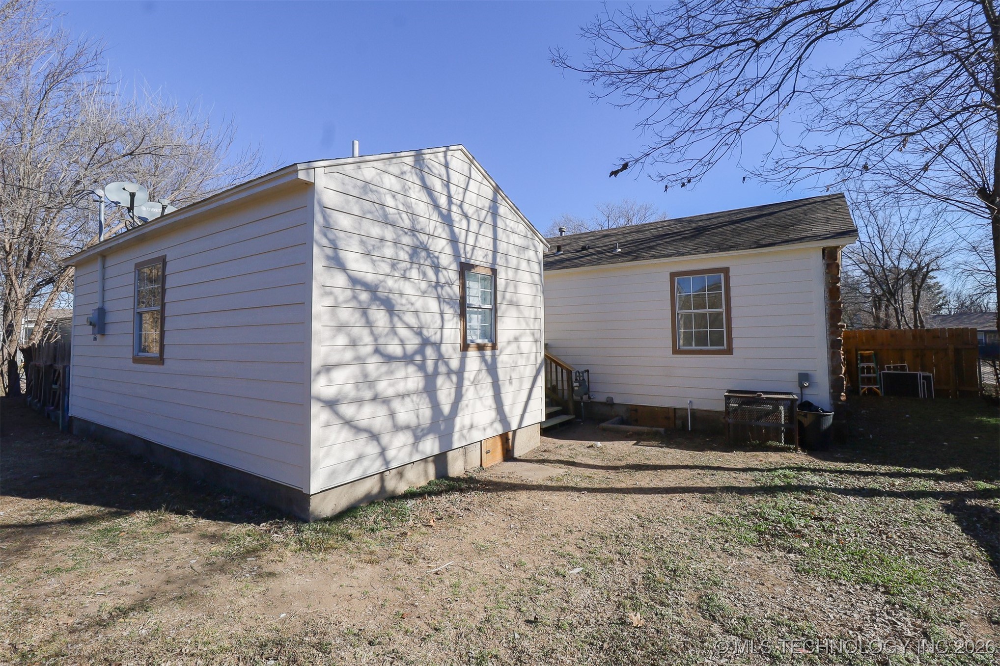 4252 N Hartford Avenue Property Photo 30