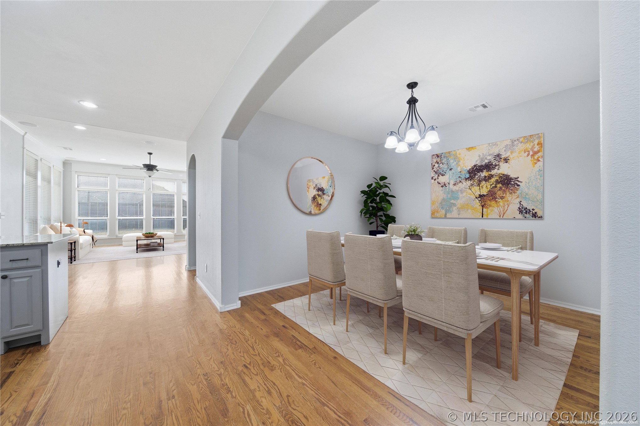 3309 W Knoxville Street W Property Photo 12