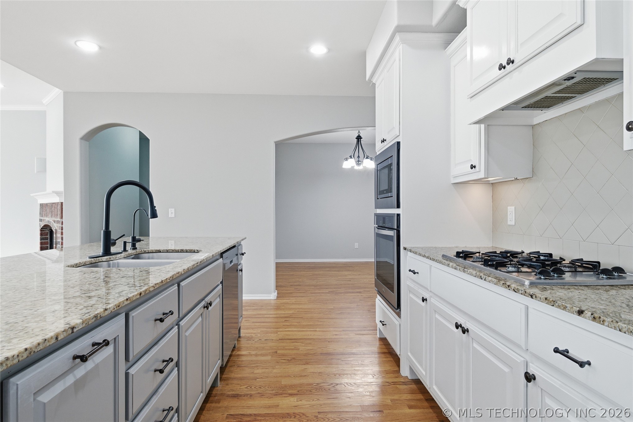 3309 W Knoxville Street W Property Photo 20