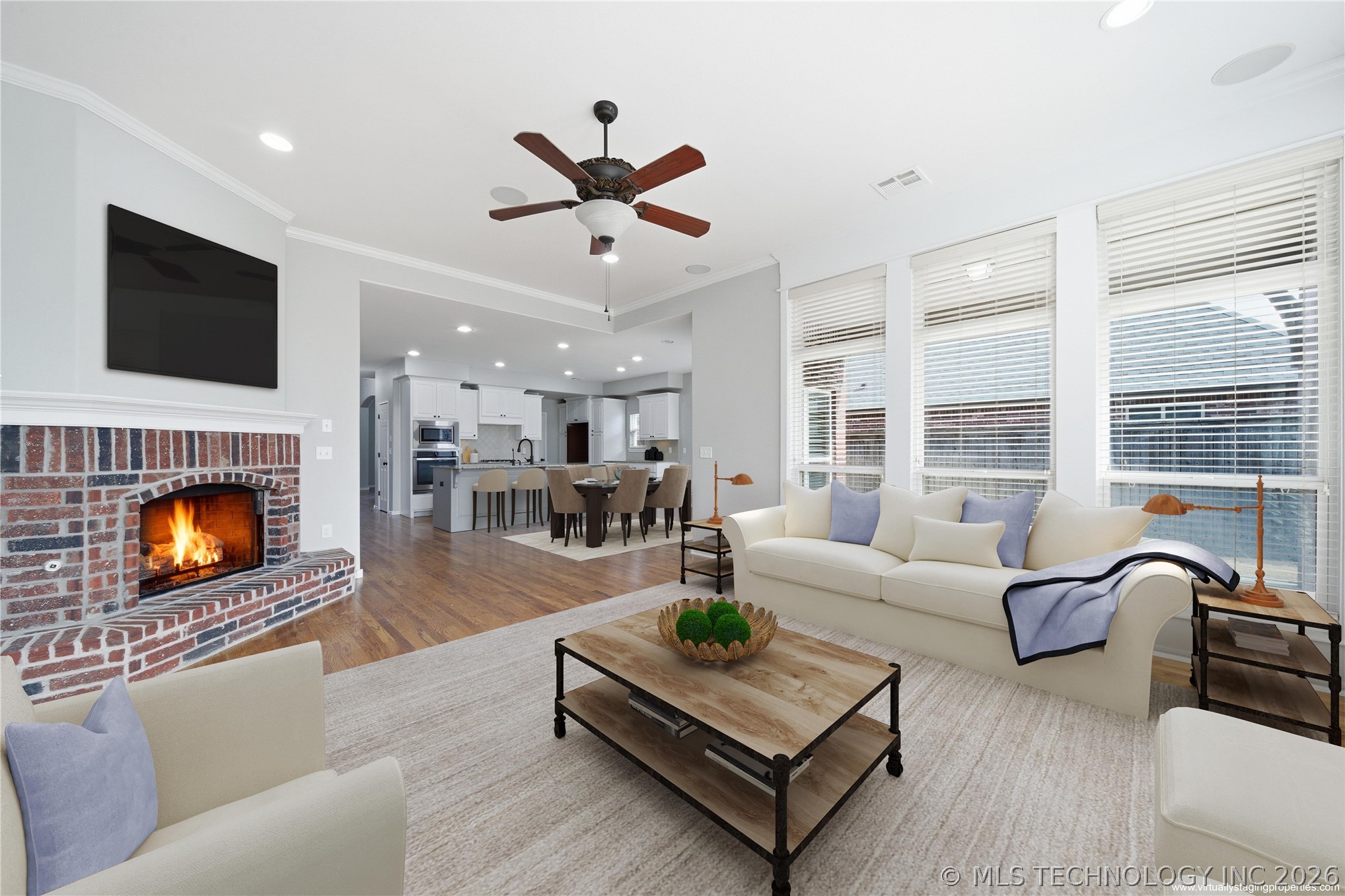 3309 W Knoxville Street W Property Photo 23