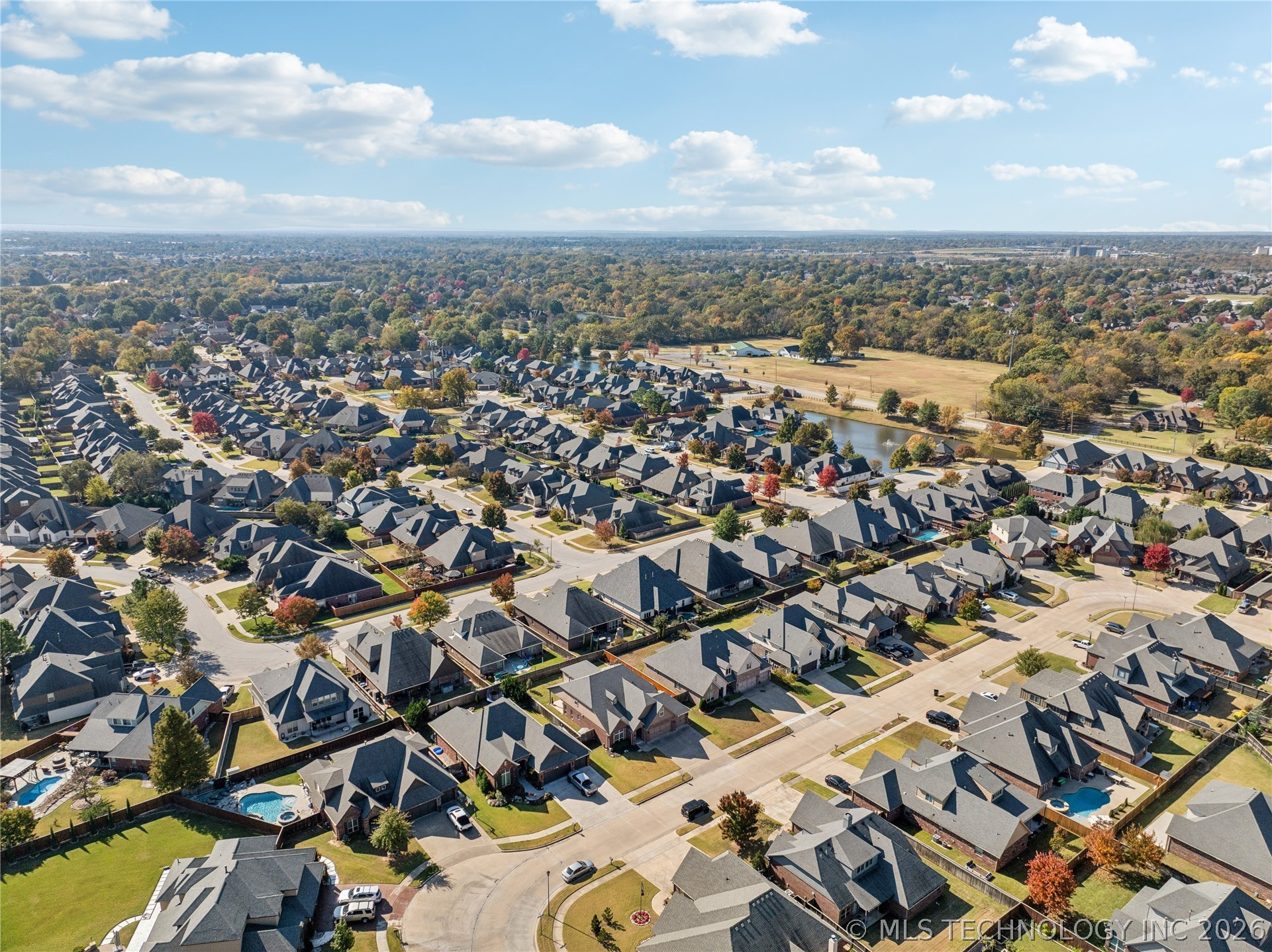 3309 W Knoxville Street W Property Photo 51