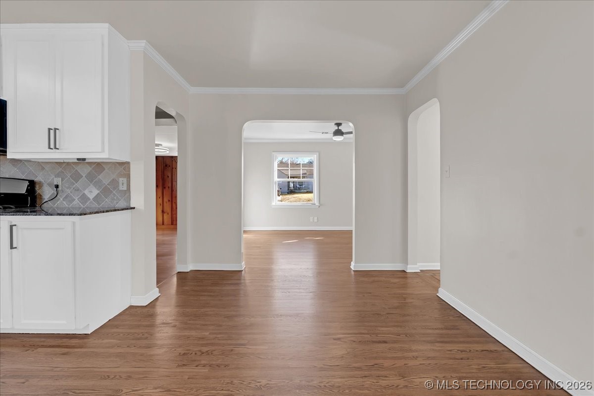 546 S Marion Avenue Property Photo 13