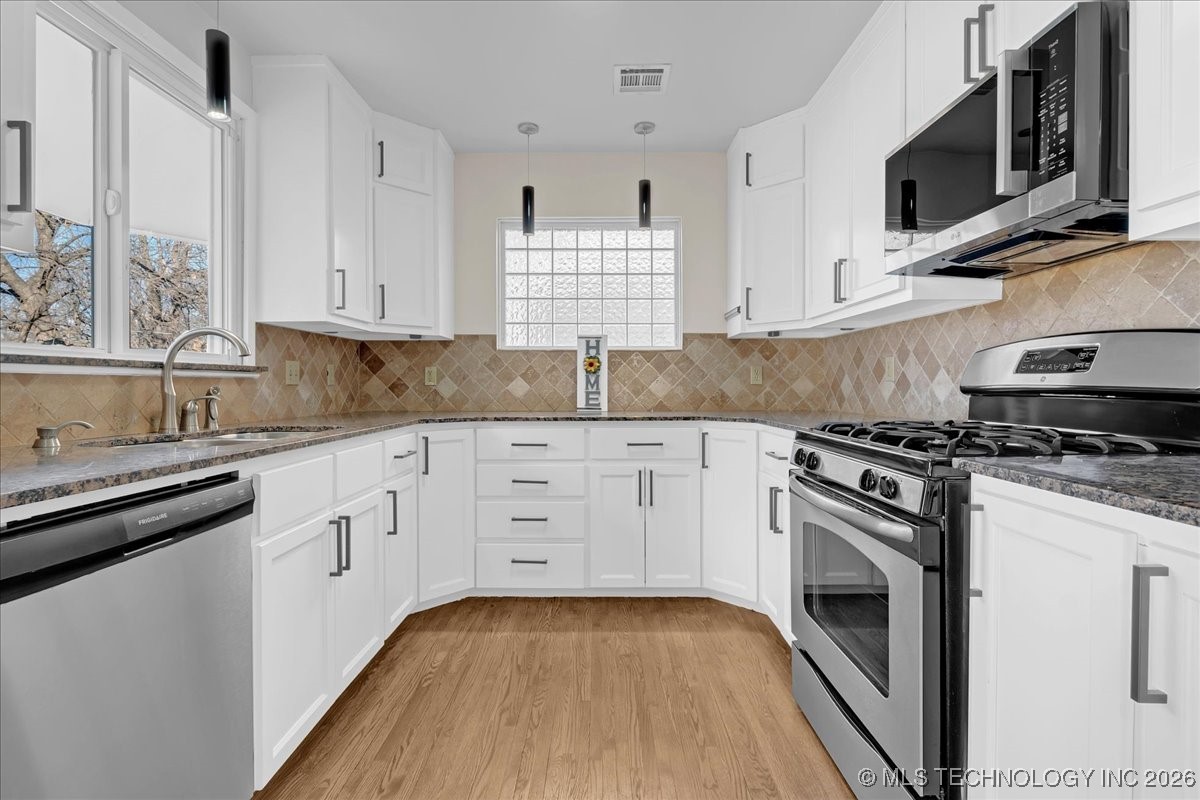 546 S Marion Avenue Property Photo 15