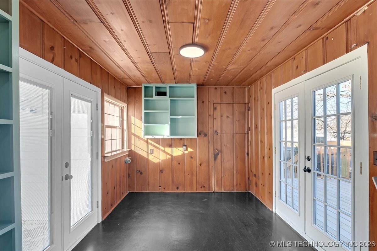 546 S Marion Avenue Property Photo 20