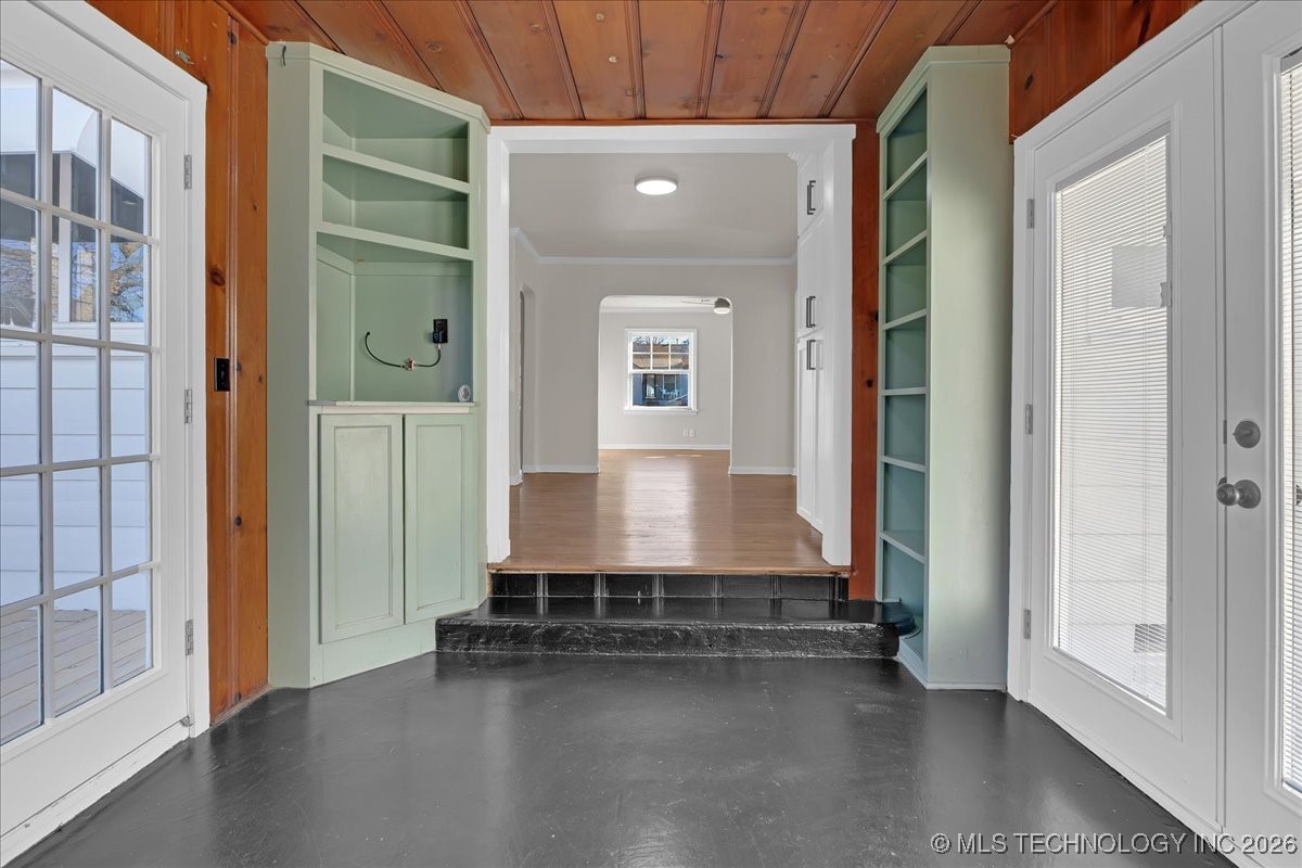 546 S Marion Avenue Property Photo 21