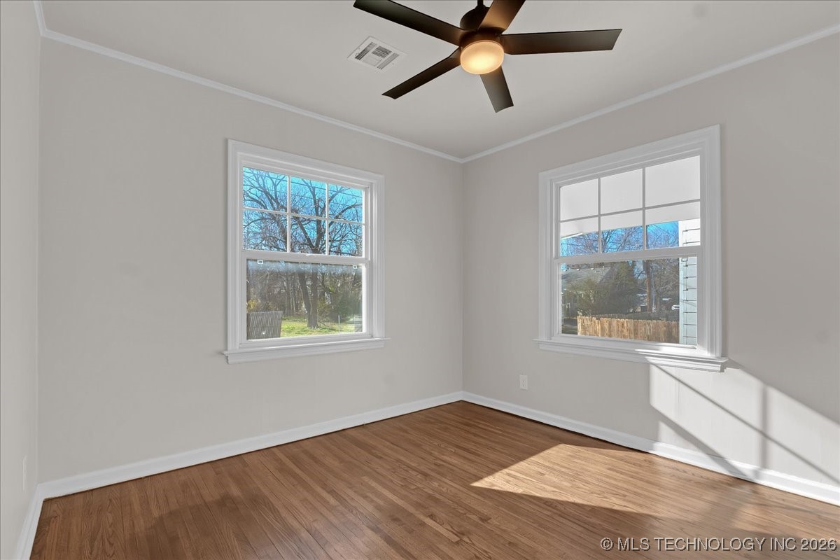 546 S Marion Avenue Property Photo 25