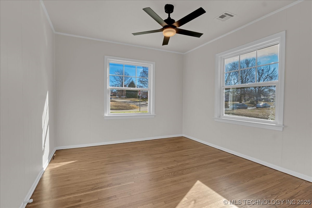 546 S Marion Avenue Property Photo 27