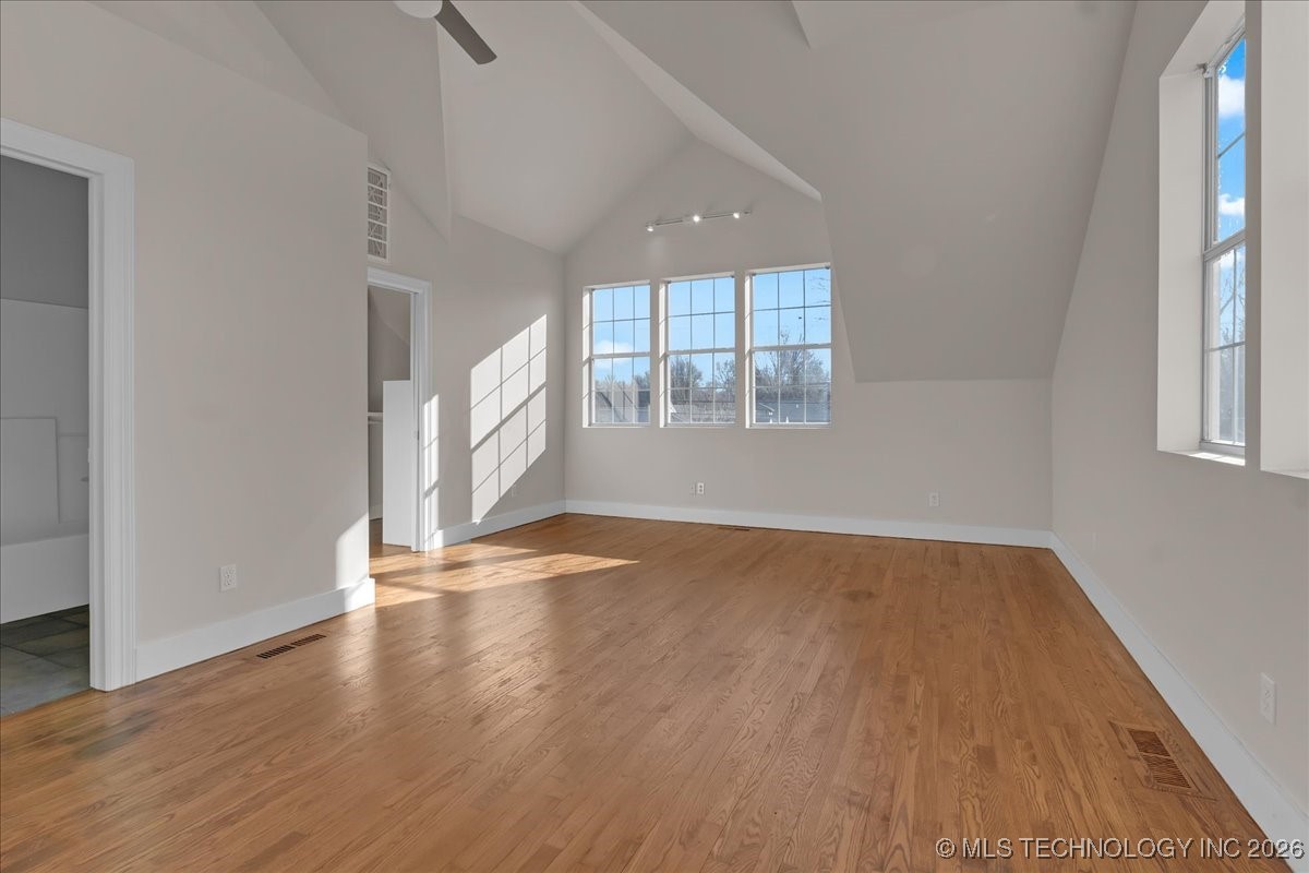 546 S Marion Avenue Property Photo 29