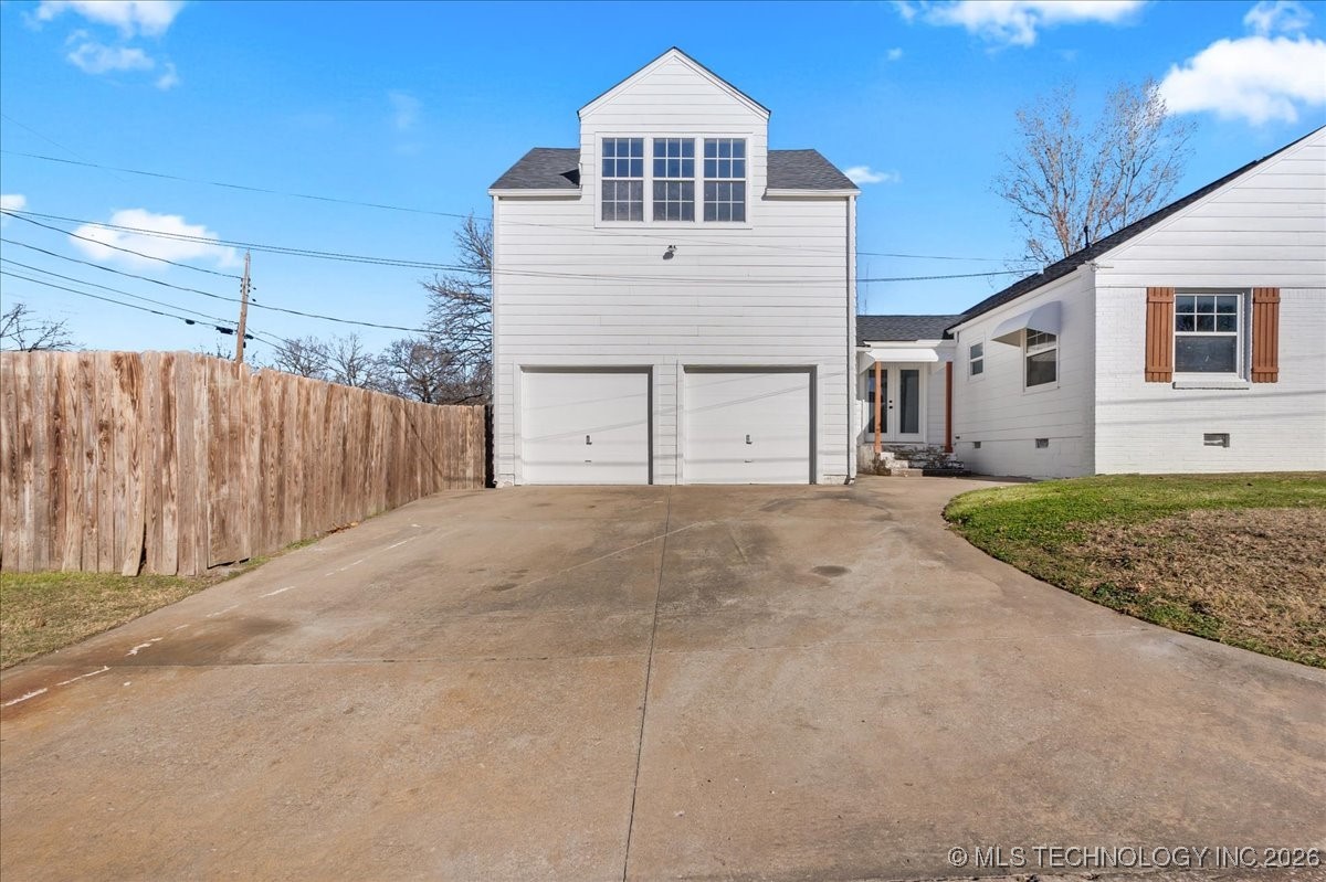 546 S Marion Avenue Property Photo 38