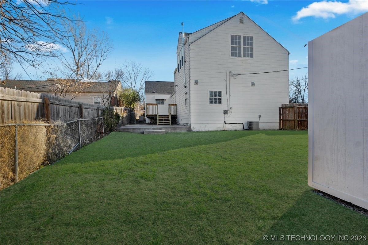 546 S Marion Avenue Property Photo 43