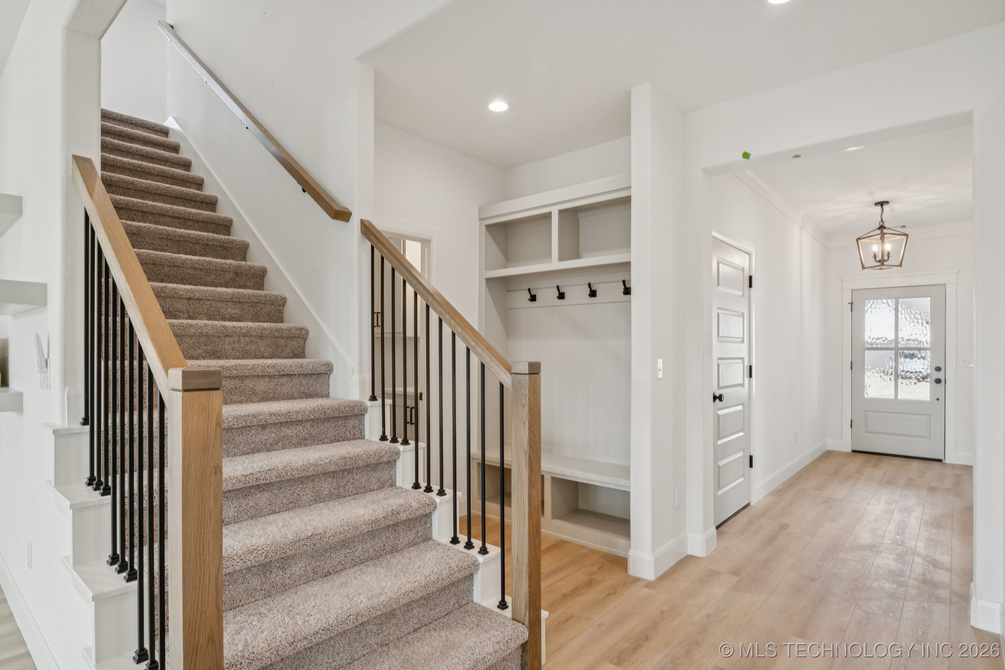 2411 W Birmingham Place Property Photo 16