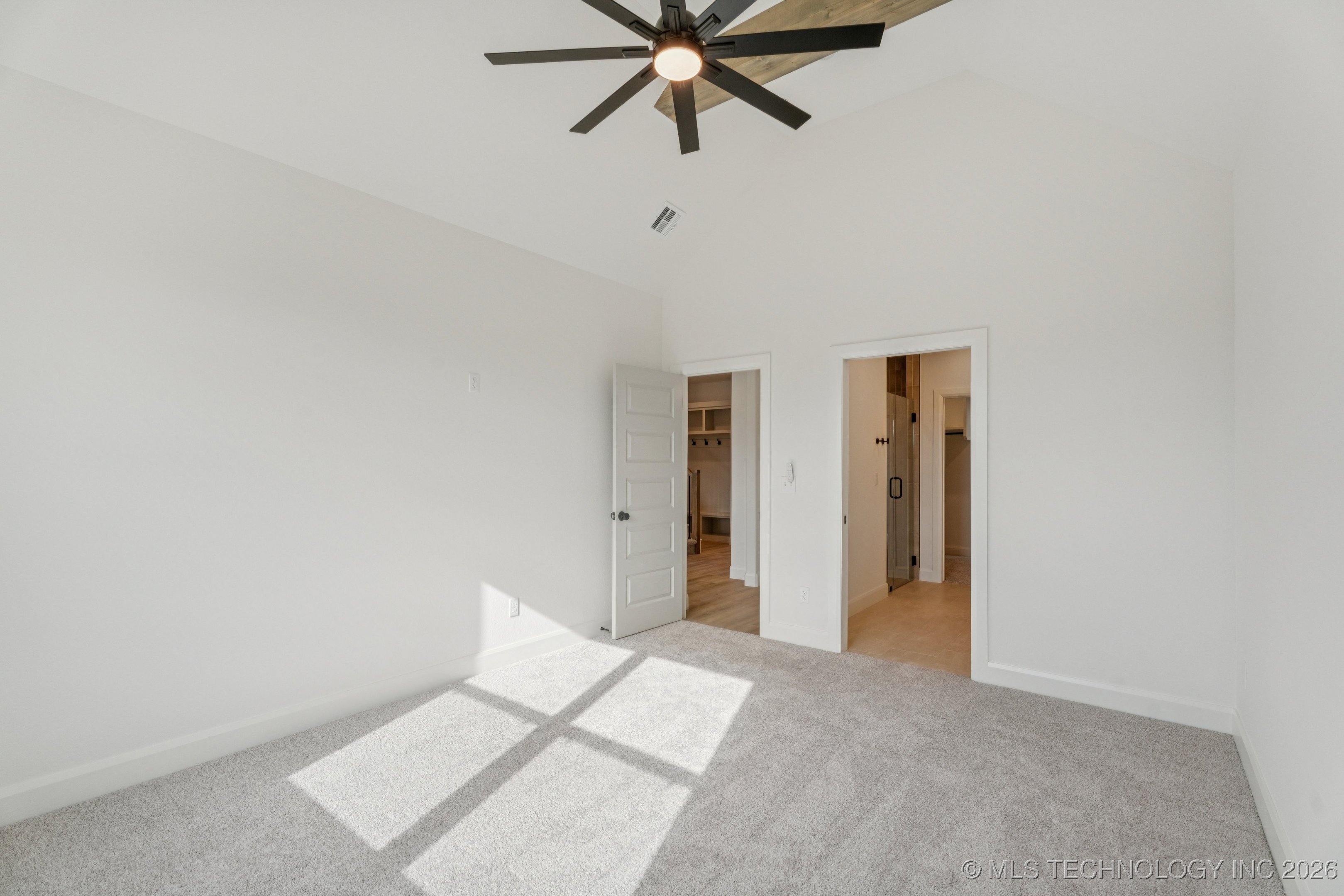 2411 W Birmingham Place Property Photo 19