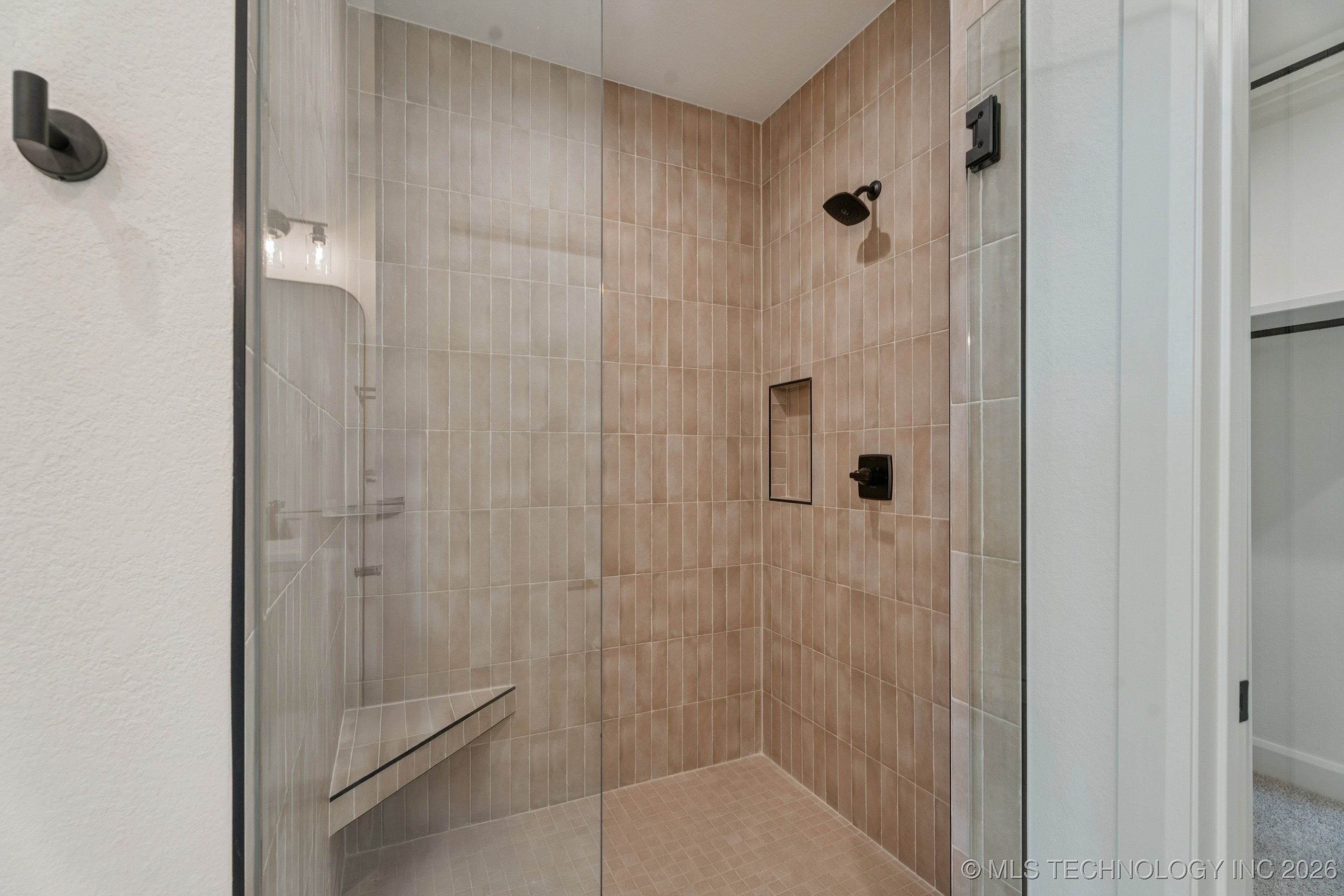 2411 W Birmingham Place Property Photo 21