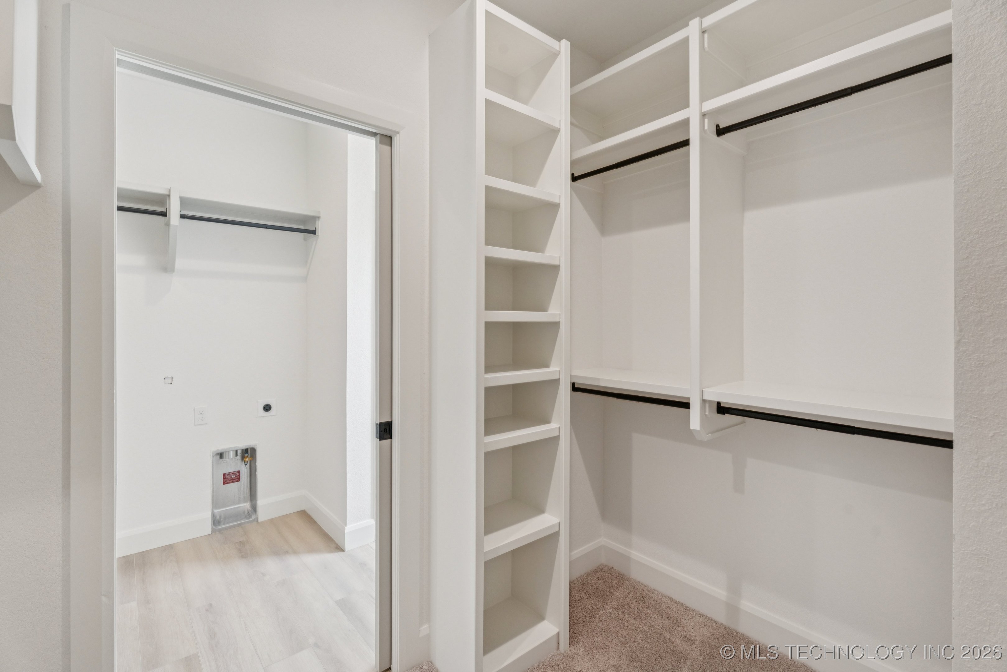 2411 W Birmingham Place Property Photo 22