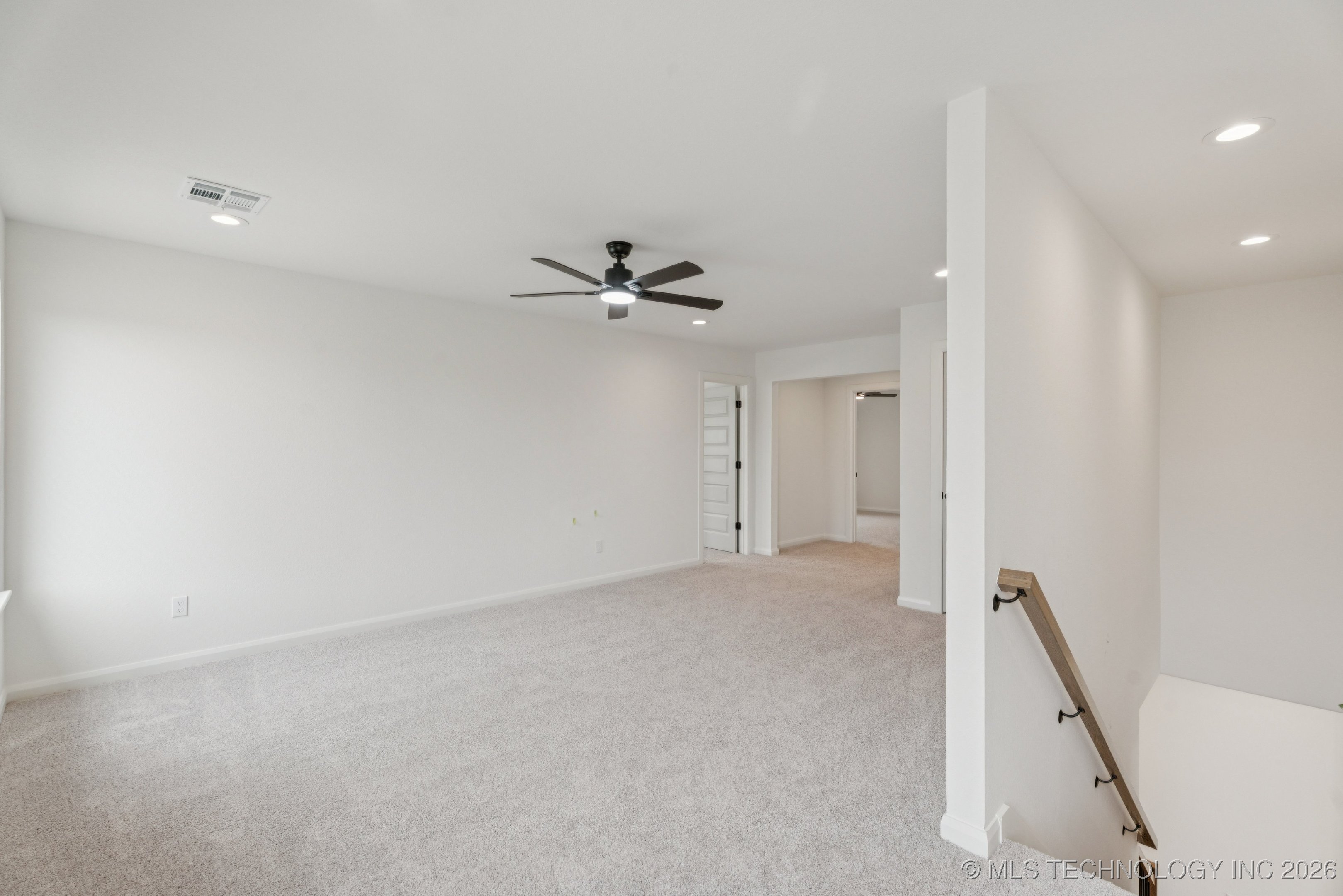 2411 W Birmingham Place Property Photo 25