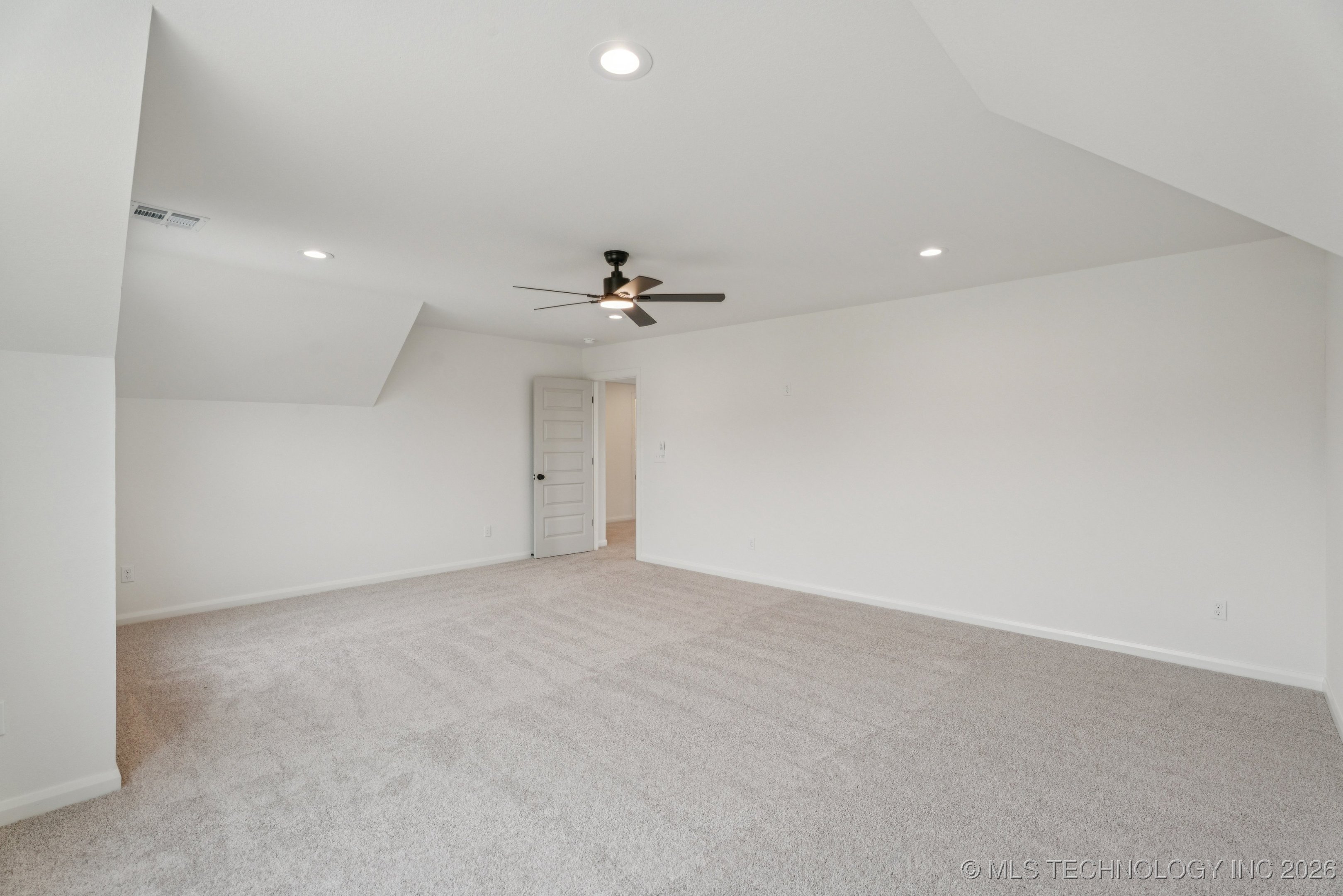 2411 W Birmingham Place Property Photo 29