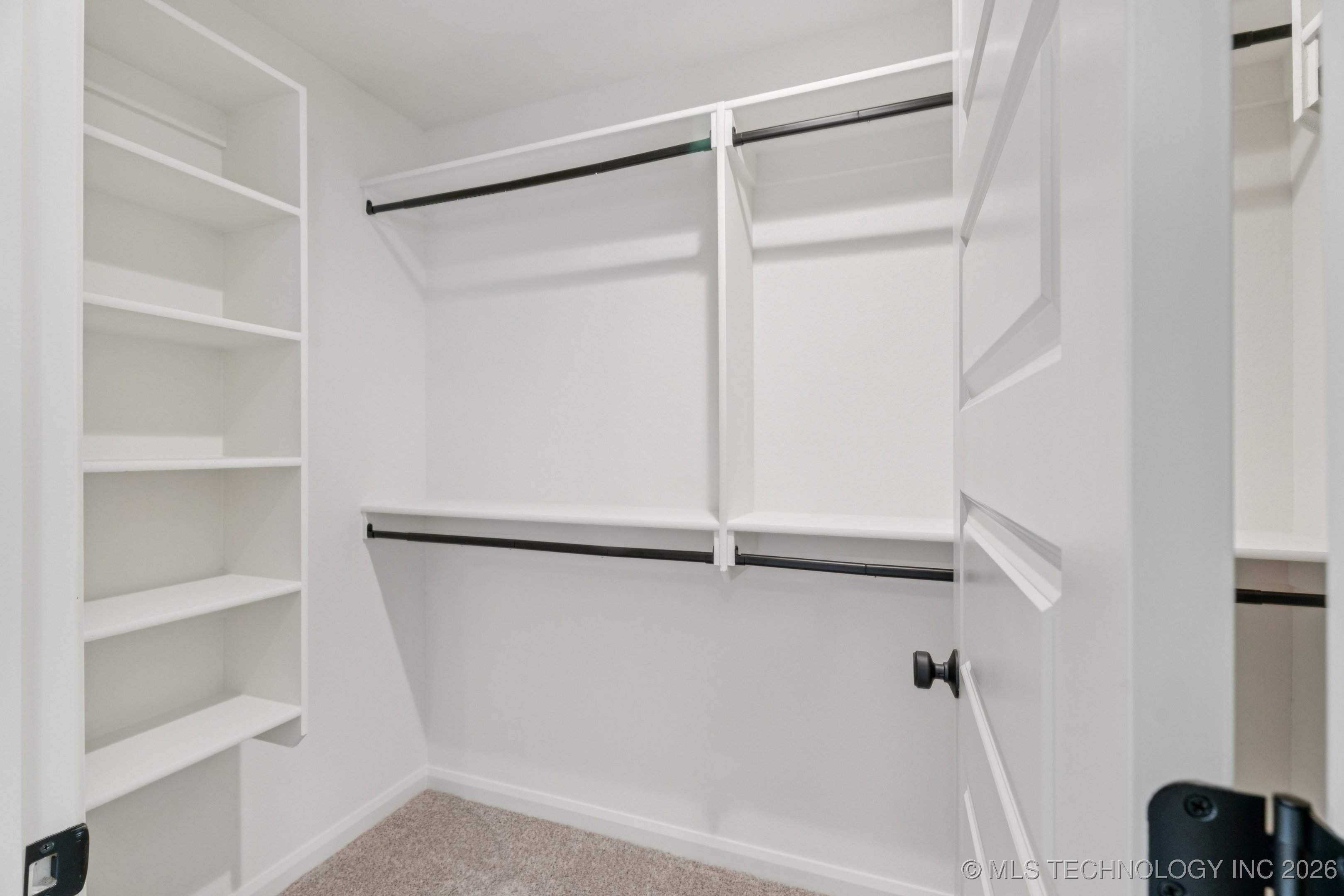 2411 W Birmingham Place Property Photo 36