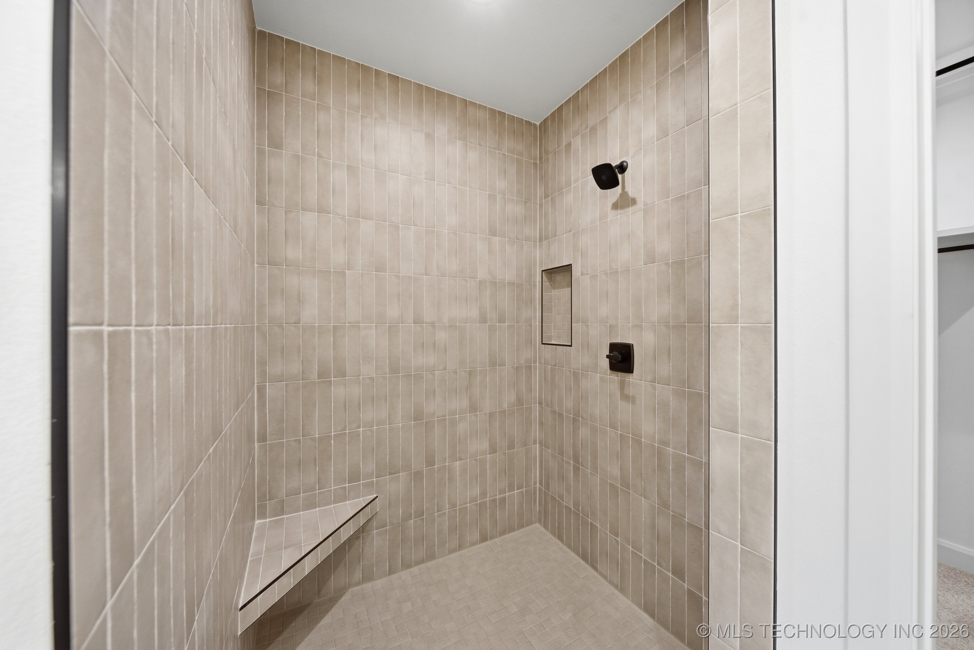 2509 W Charleston Street Property Photo 20