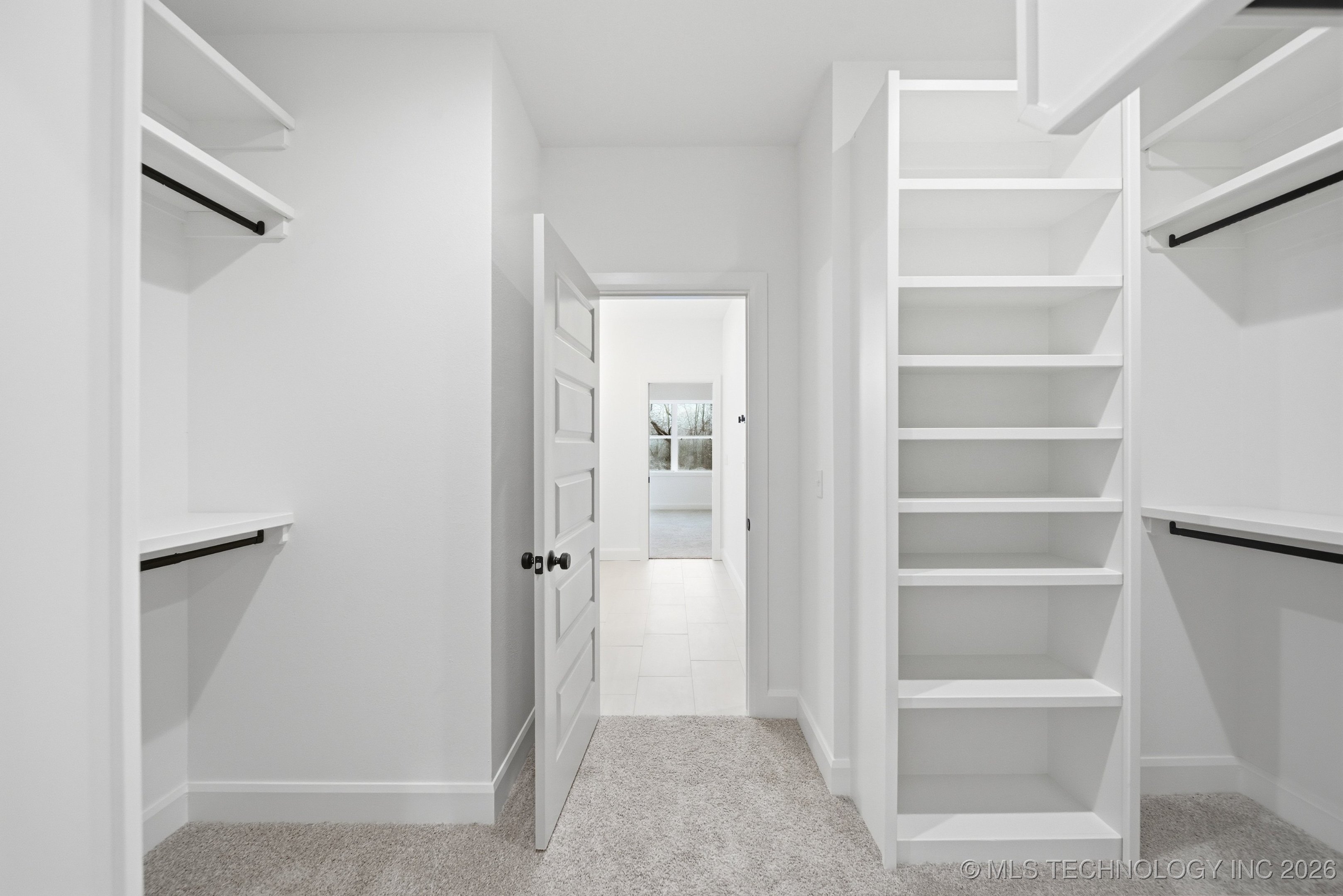 2509 W Charleston Street Property Photo 23