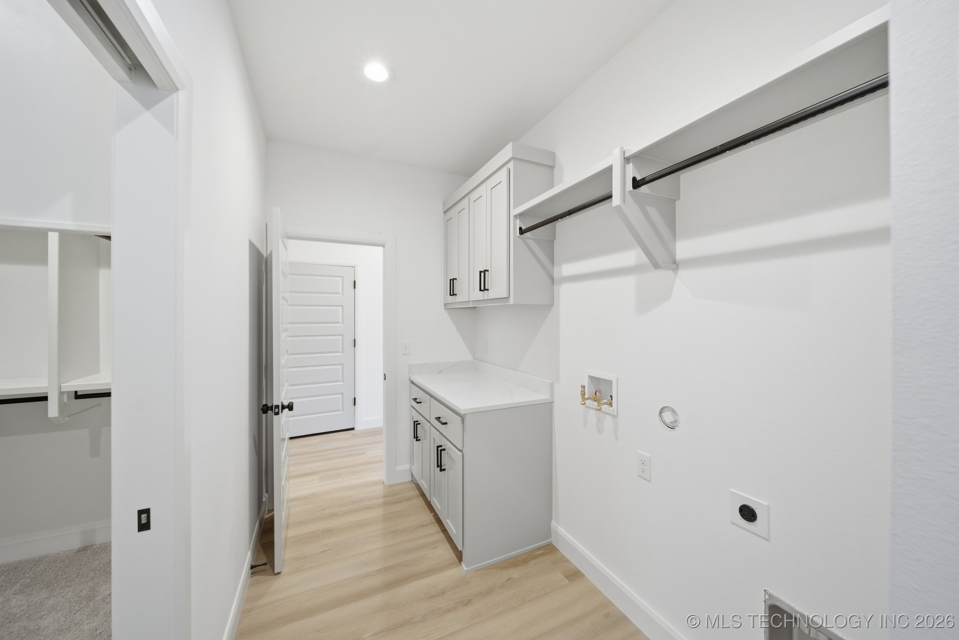 2509 W Charleston Street Property Photo 24