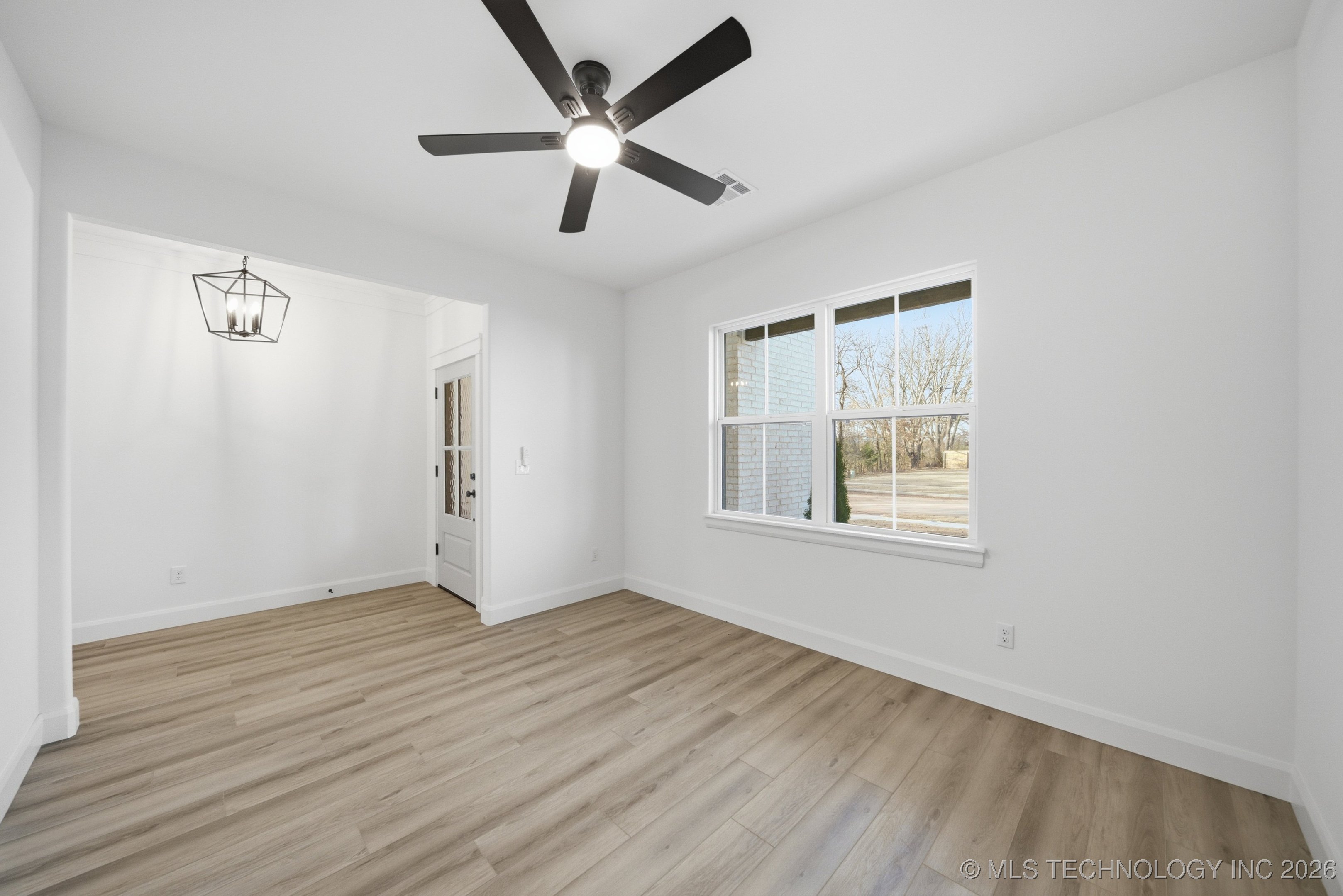 2509 W Charleston Street Property Photo 26