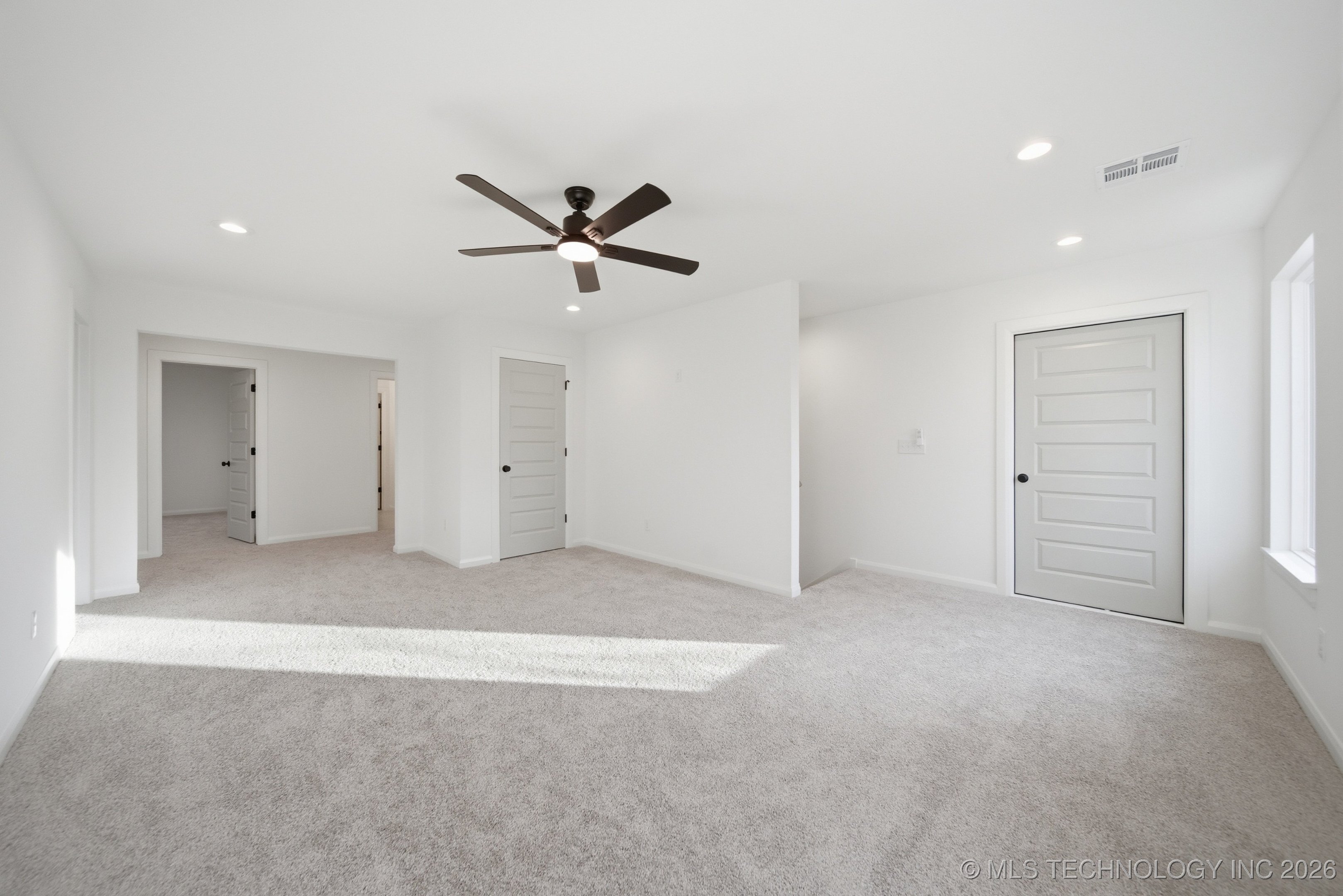 2509 W Charleston Street Property Photo 28