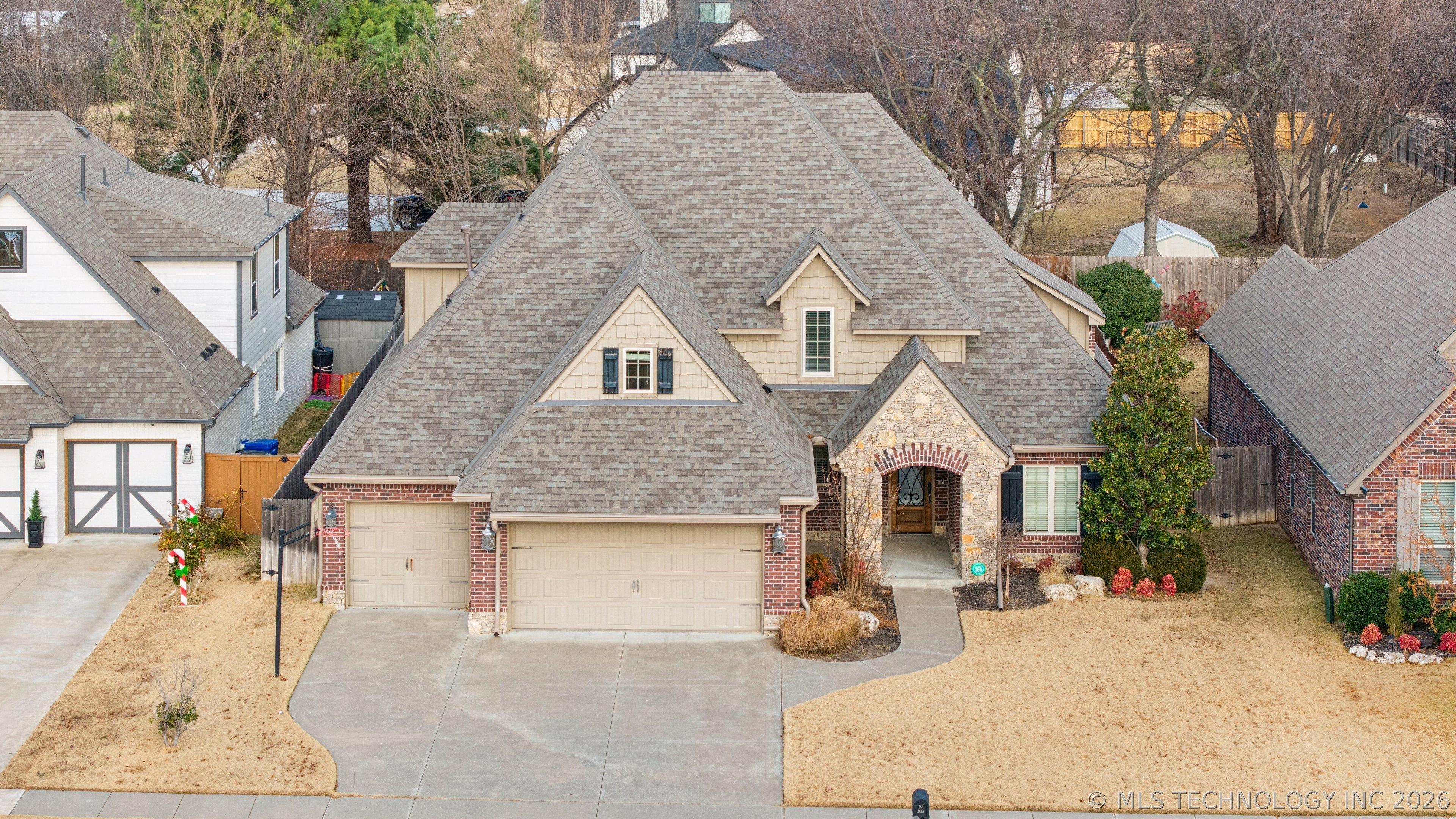 3726 S Fir Boulevard Property Photo 1