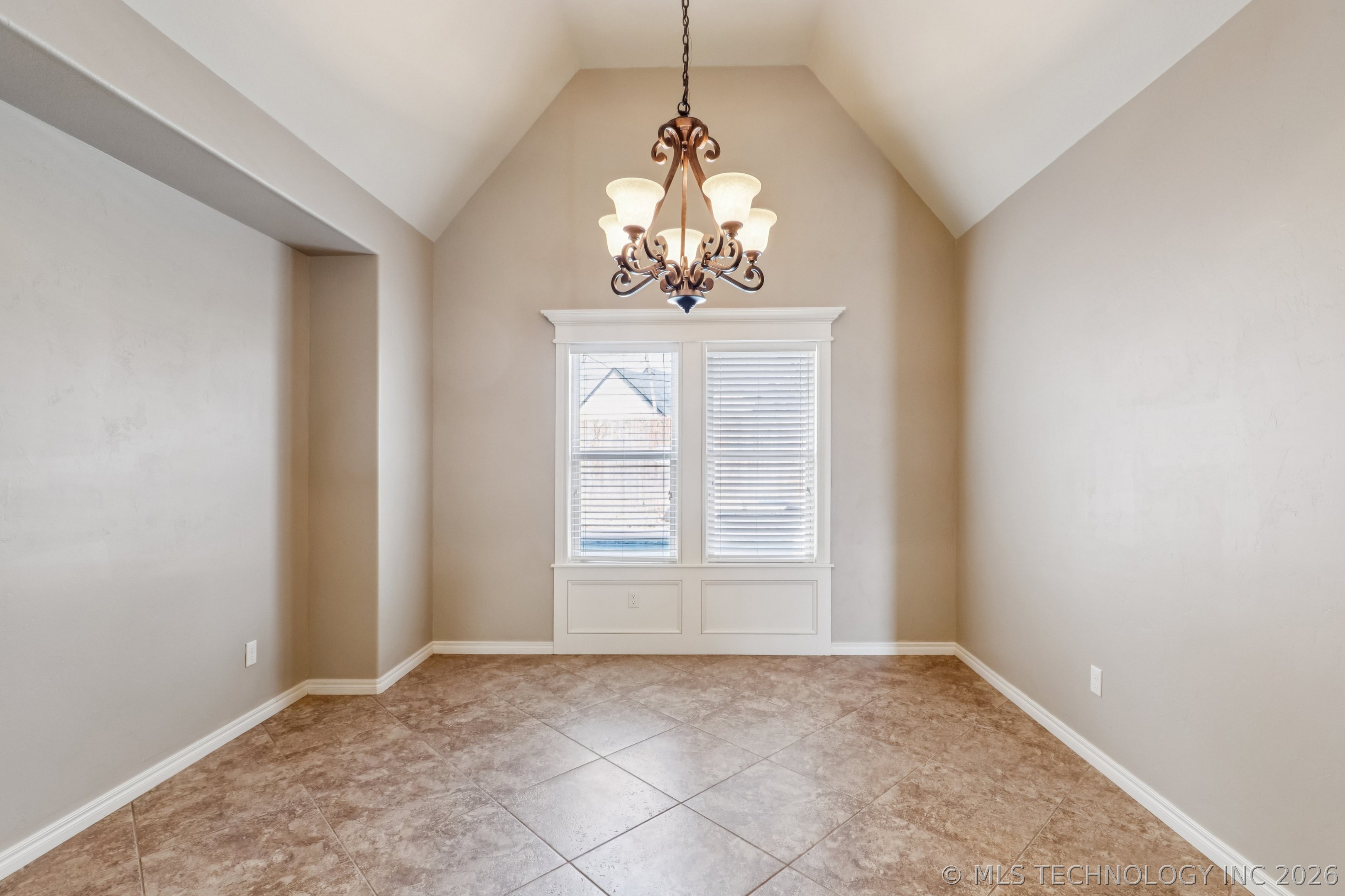 3726 S Fir Boulevard Property Photo 20