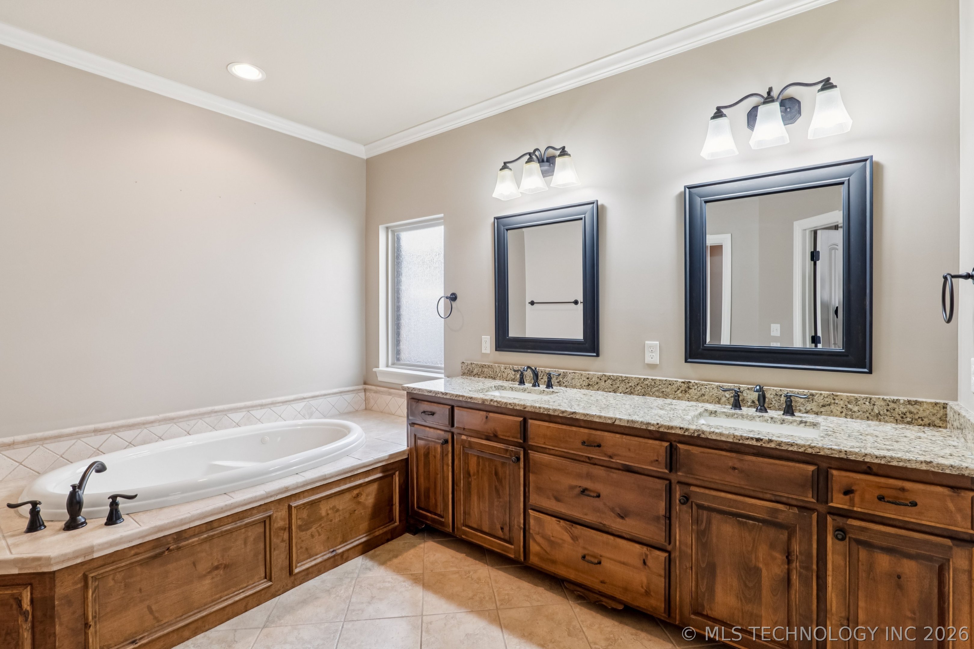 3726 S Fir Boulevard Property Photo 25